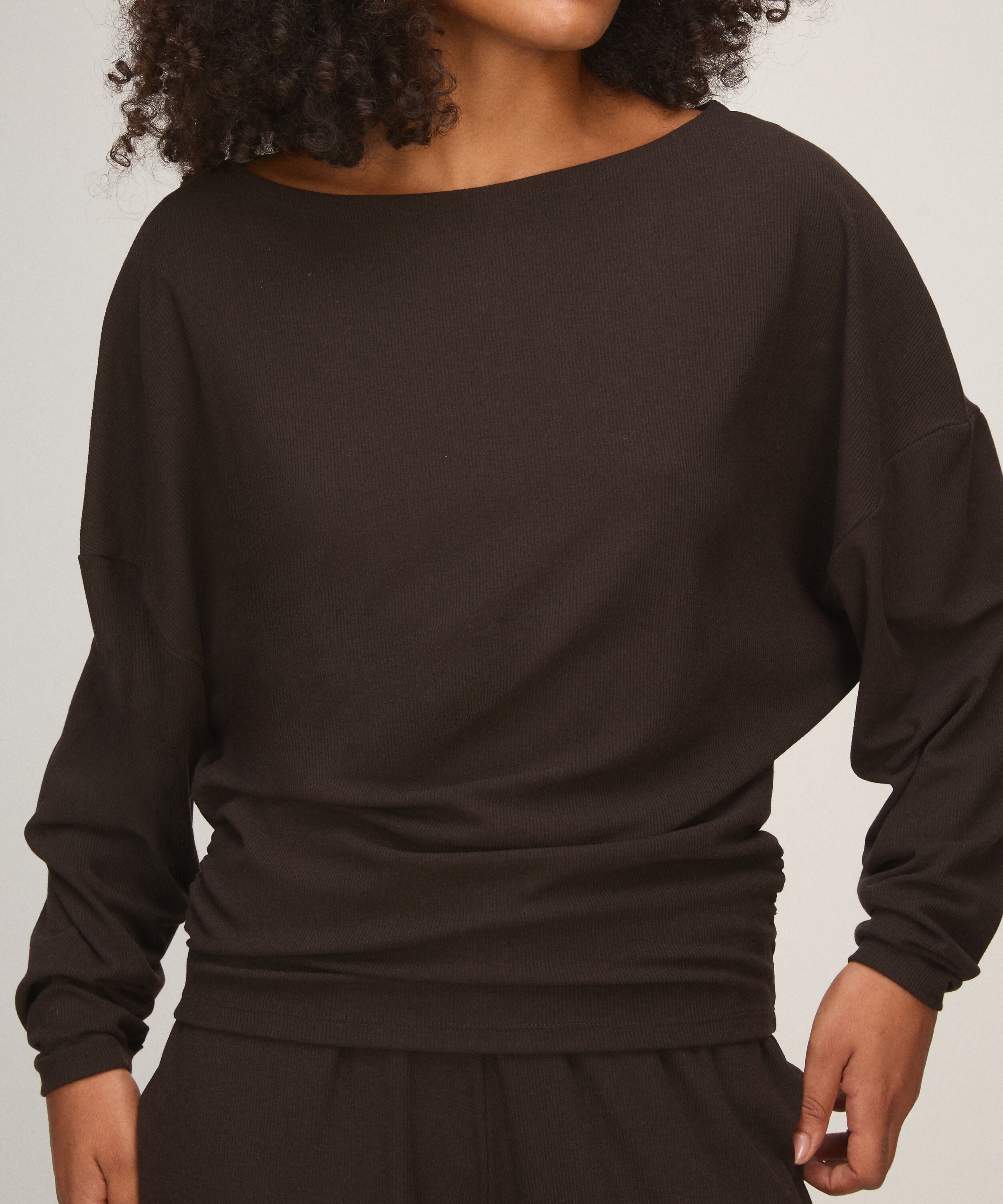 Top Premium Batwing, Bruin Top Premium Batwing, Bruin
