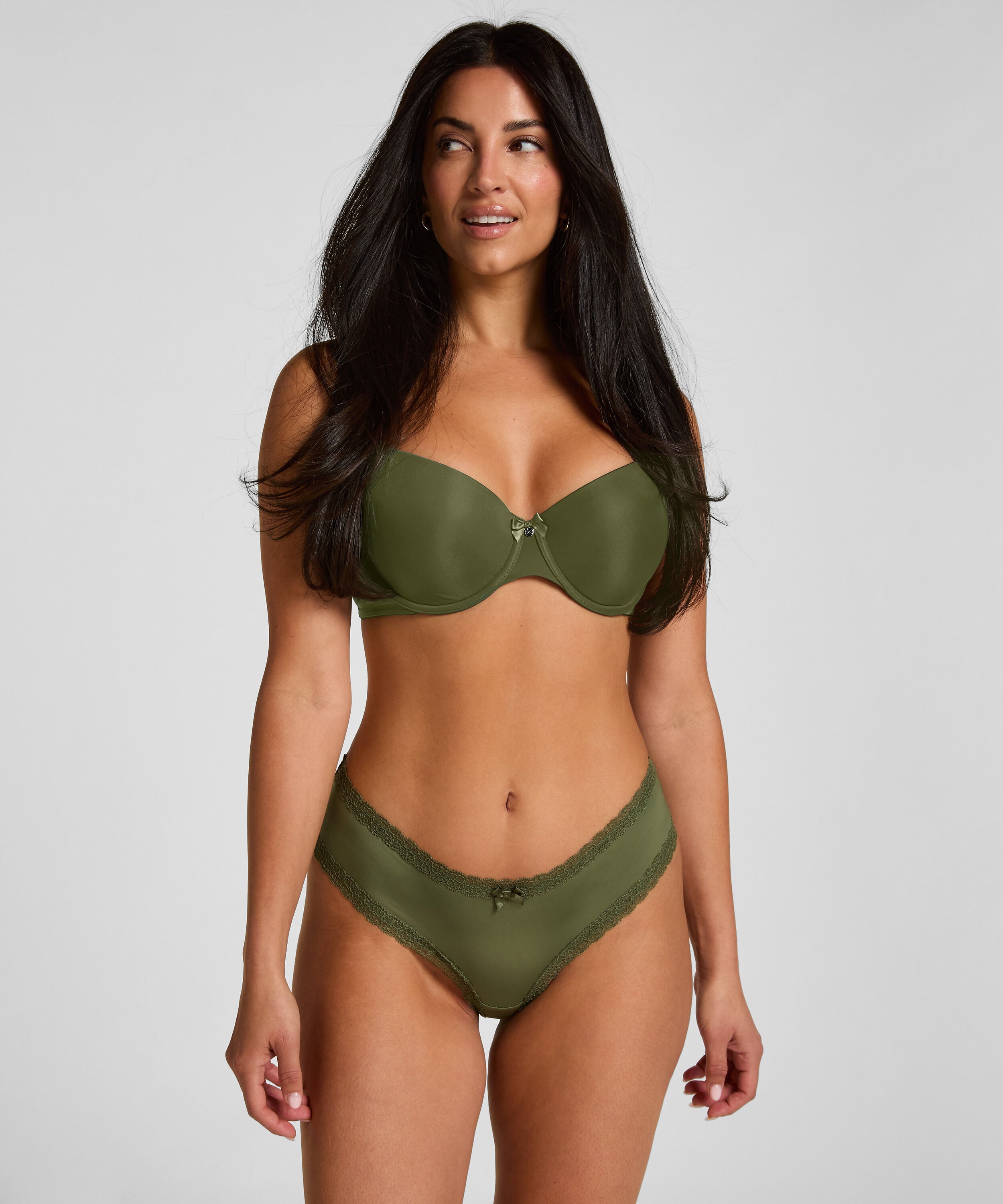 V-Shape Brazilian London