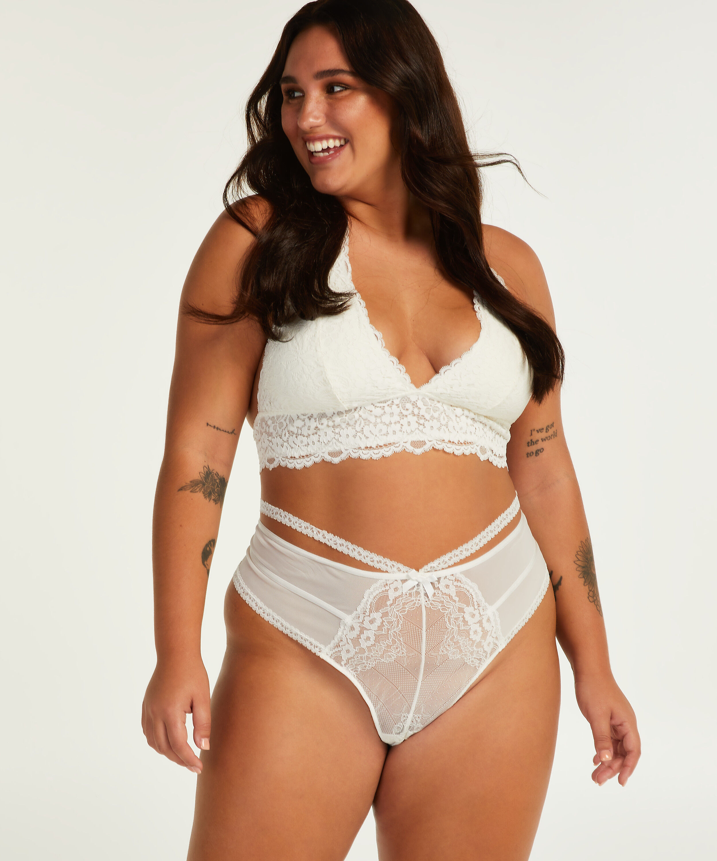 String Lorraine Curvy, Wit