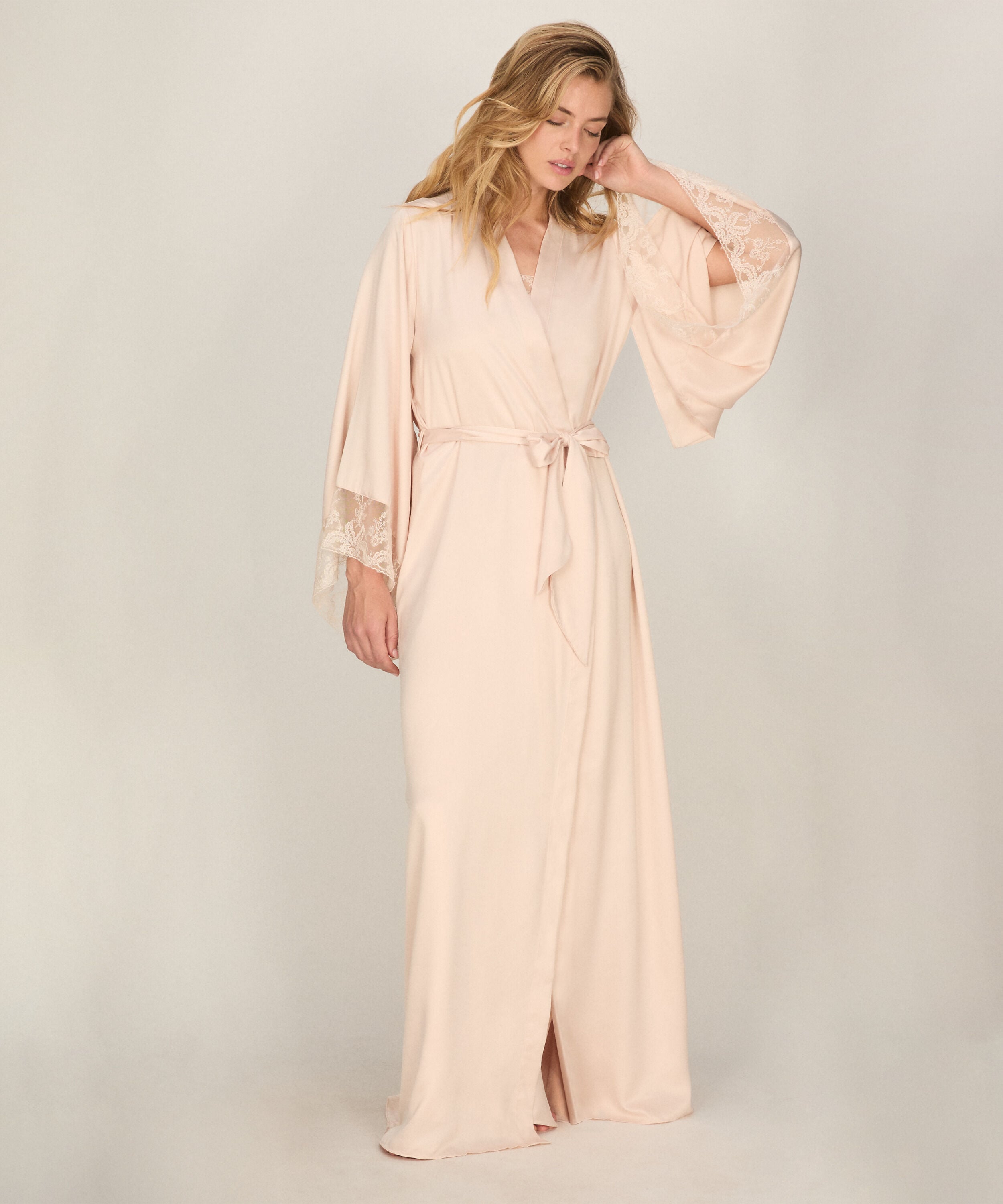 Kimono Lang Legacy