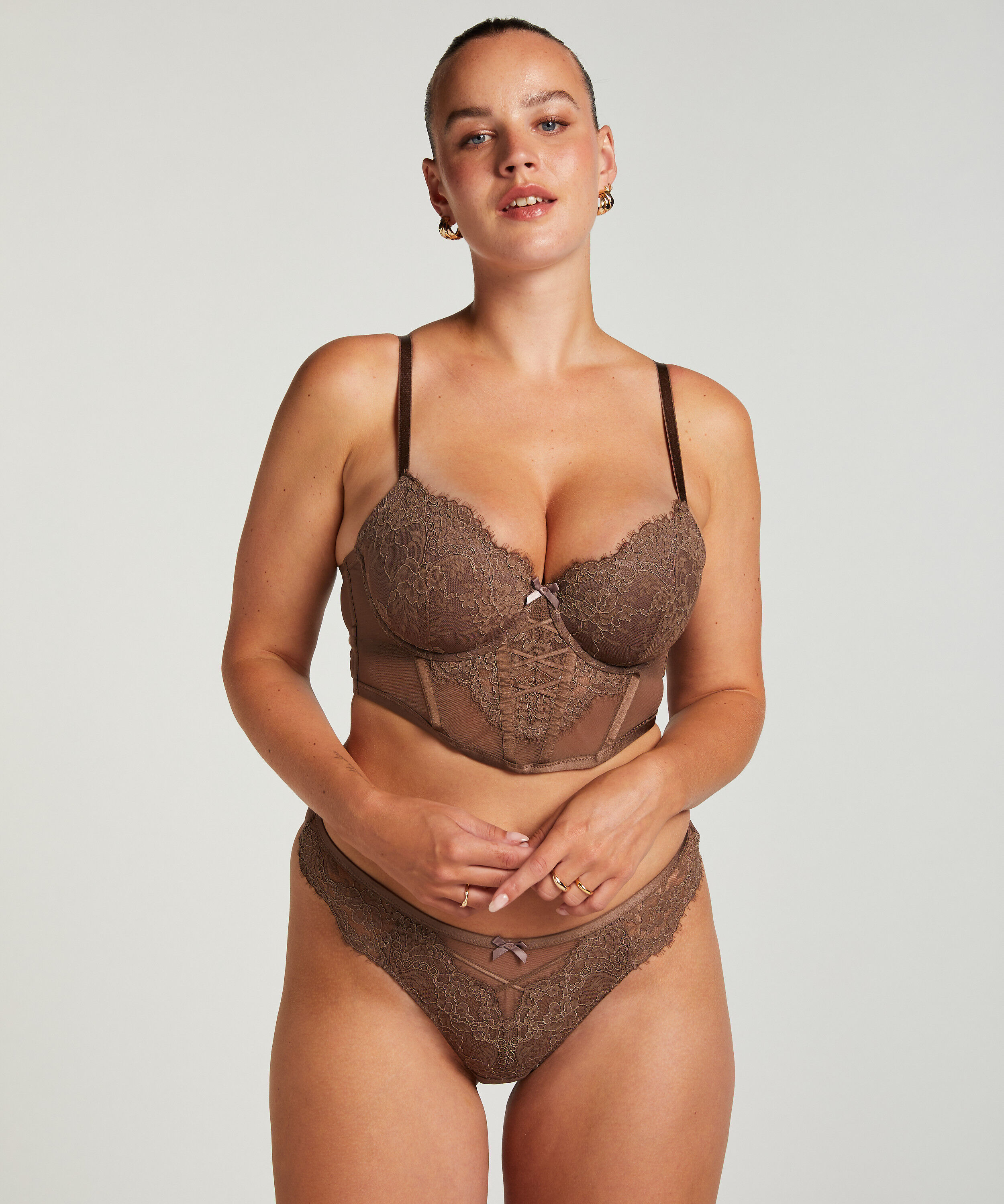 Voorgevormde longline beugel bh Arabella