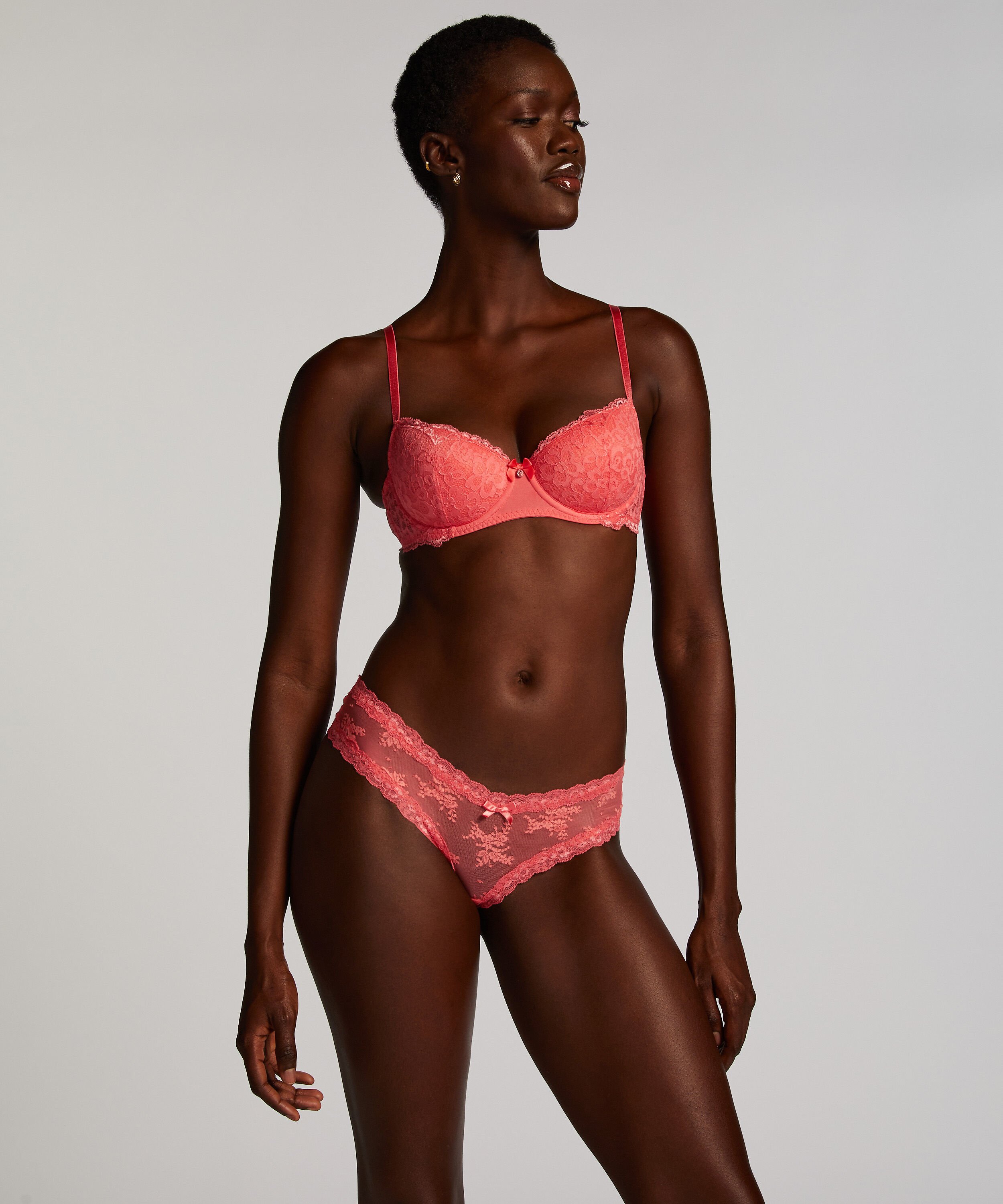 Brazilian V-shape Mesh, Roze