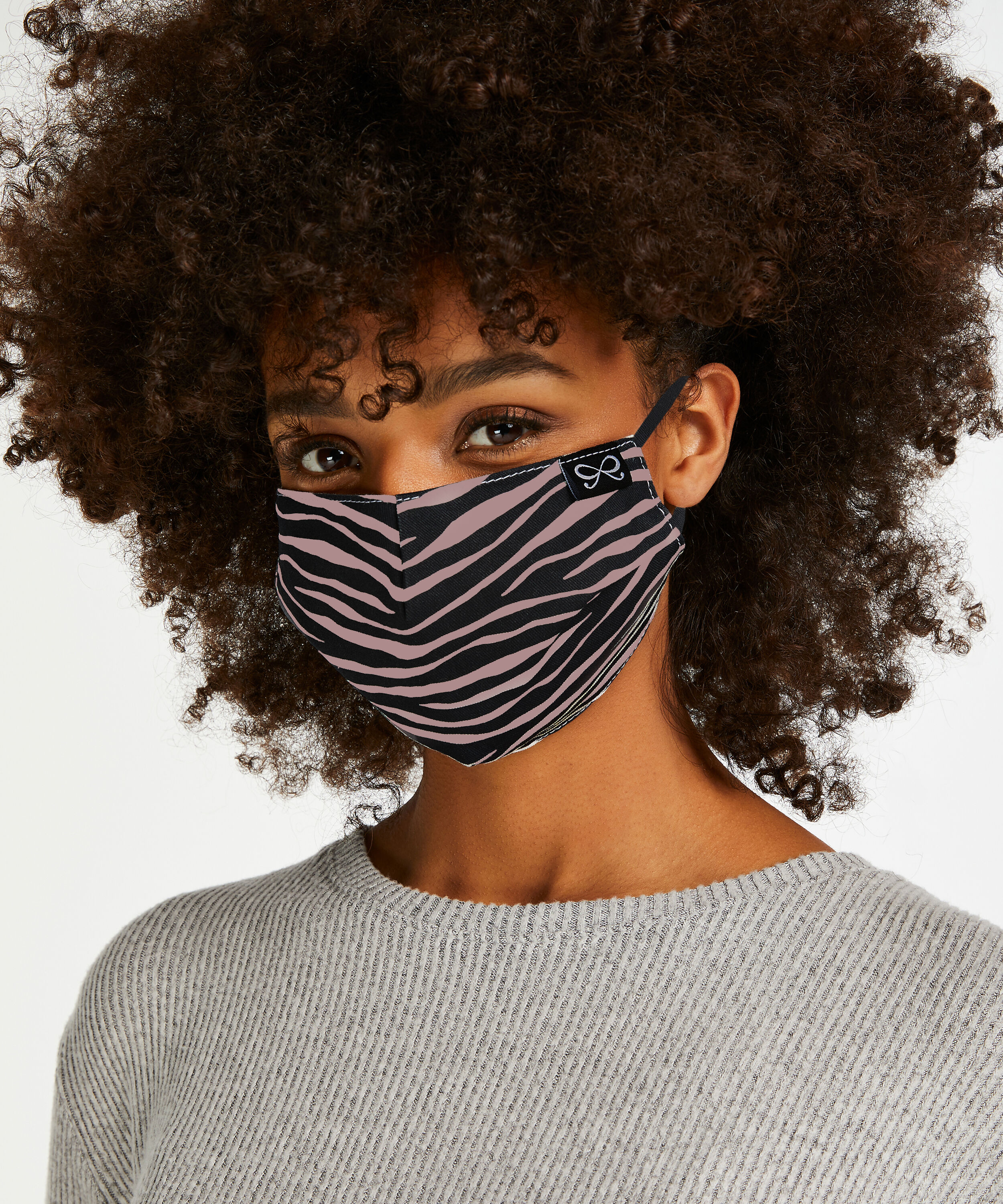 Mondkapje Katoen, Bruin