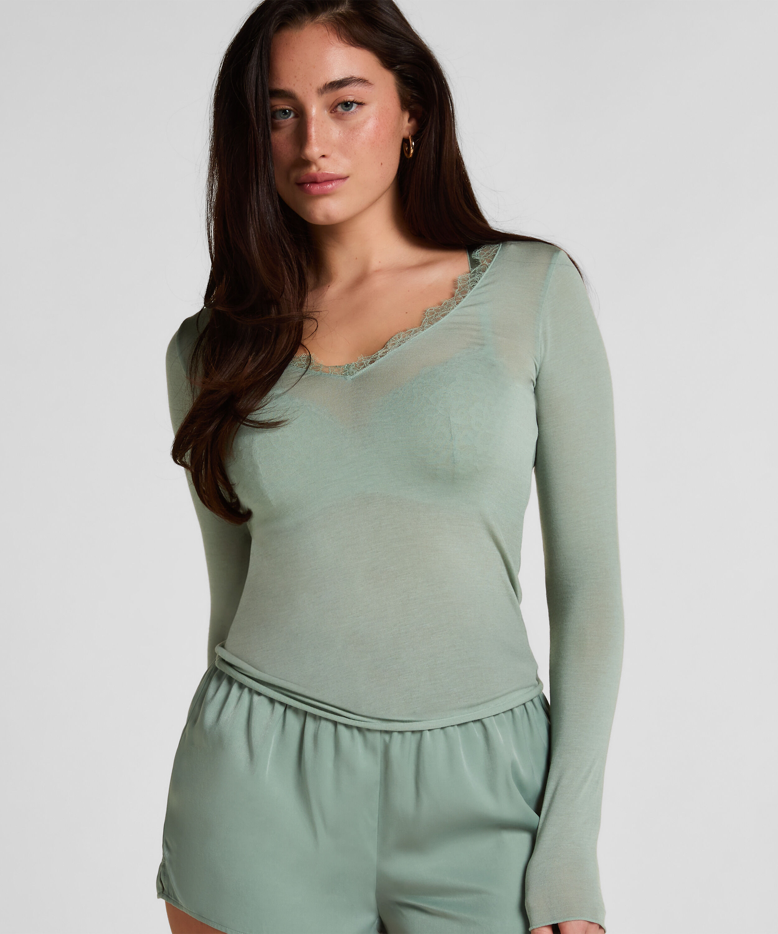 super soft Kant V-Neck shirt met Cashmere
