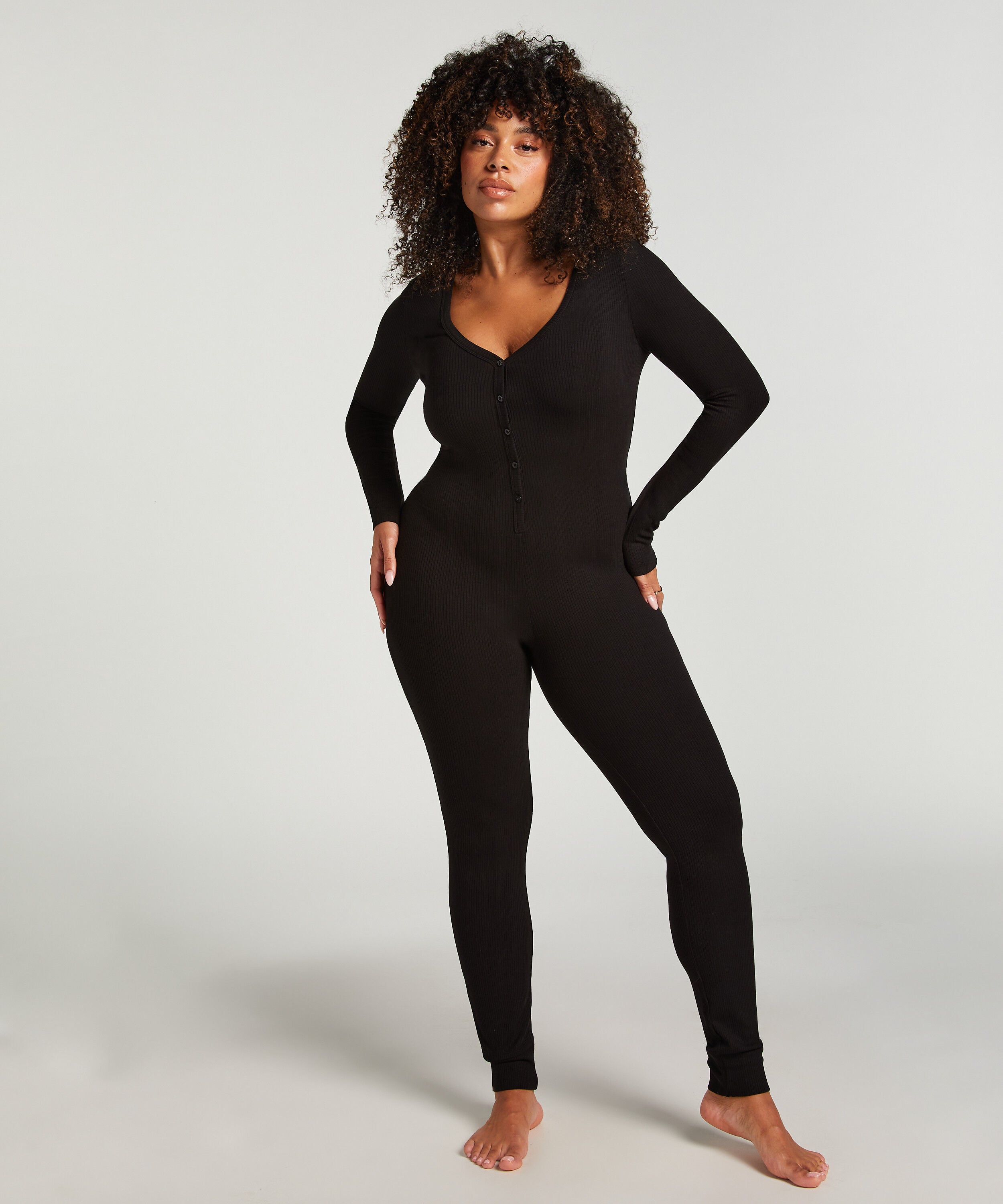 Onesie, Zwart