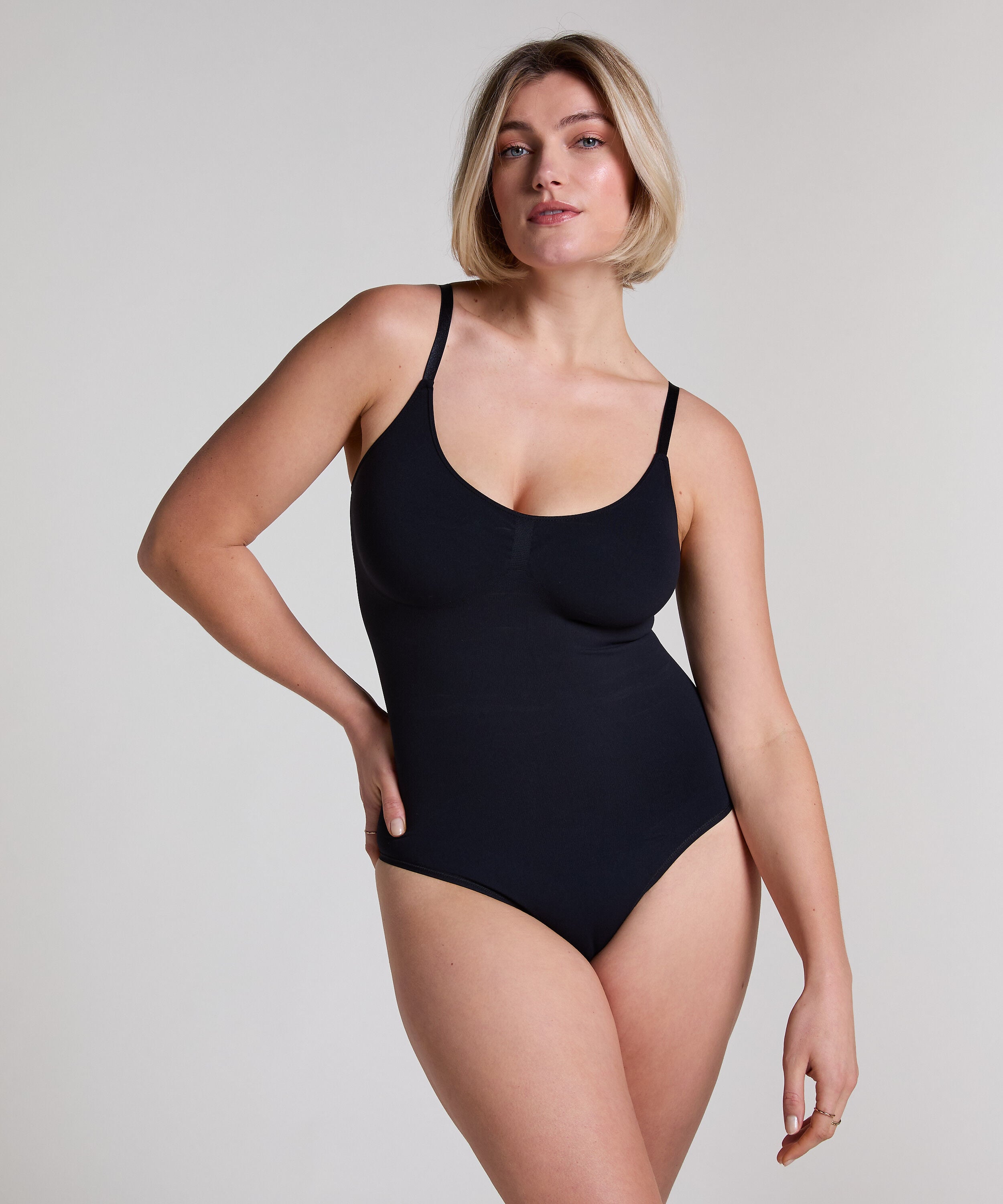 Naadloze corrigerend hoog uitgesneden body, Zwart