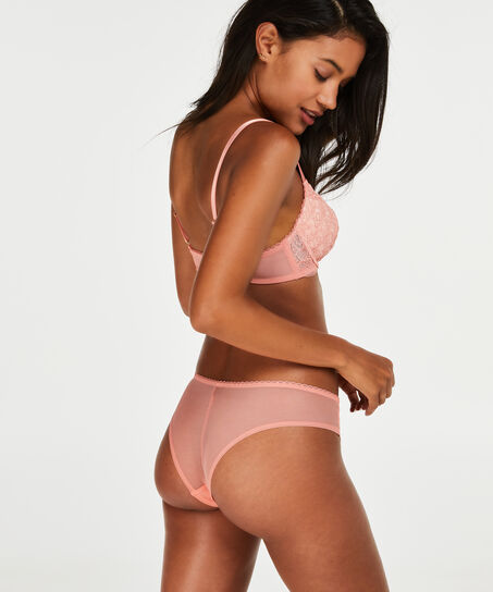 Brazilian Latrice, Oranje