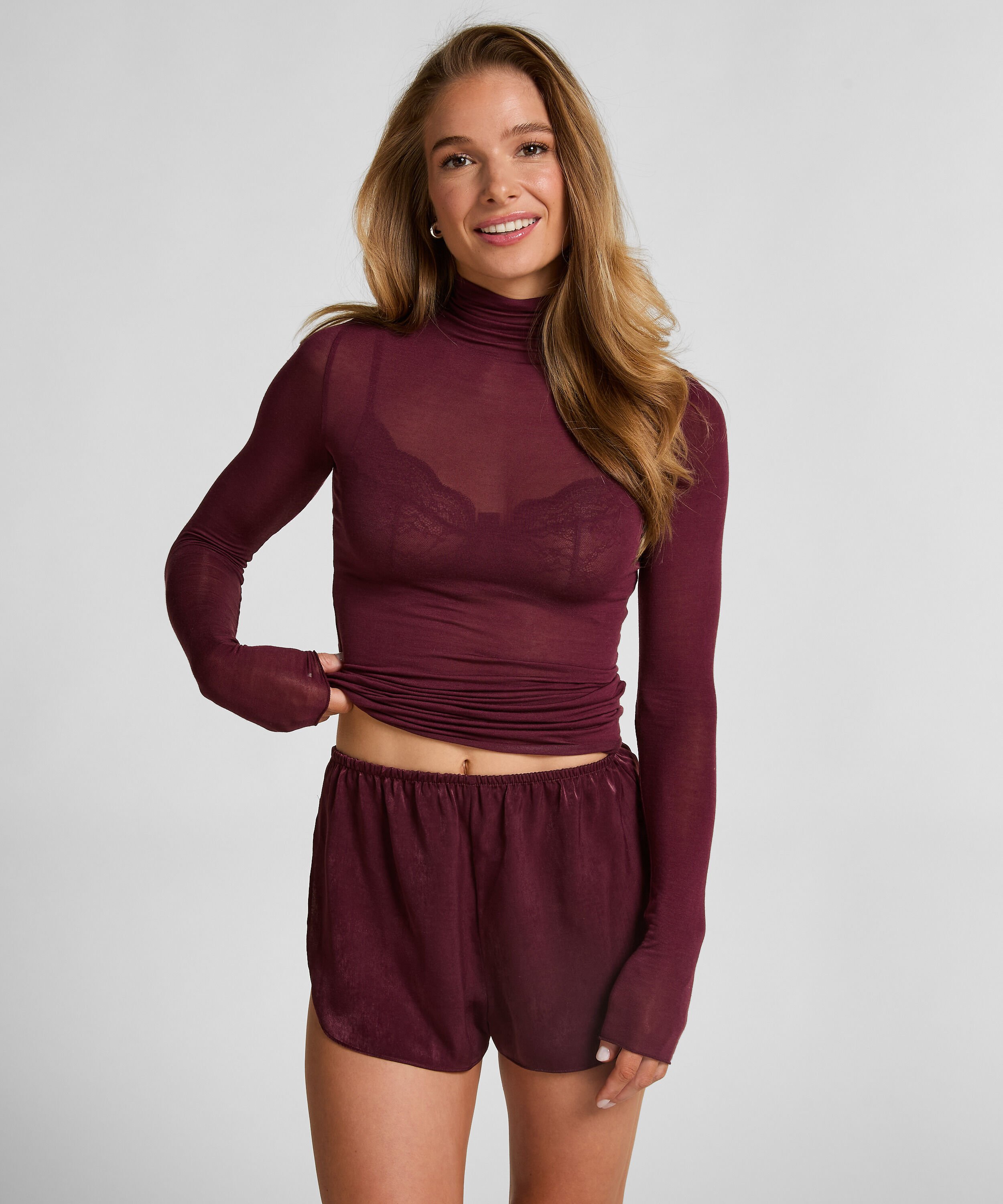 Minimal satijnen short, Paars Minimal satijnen short, Paars