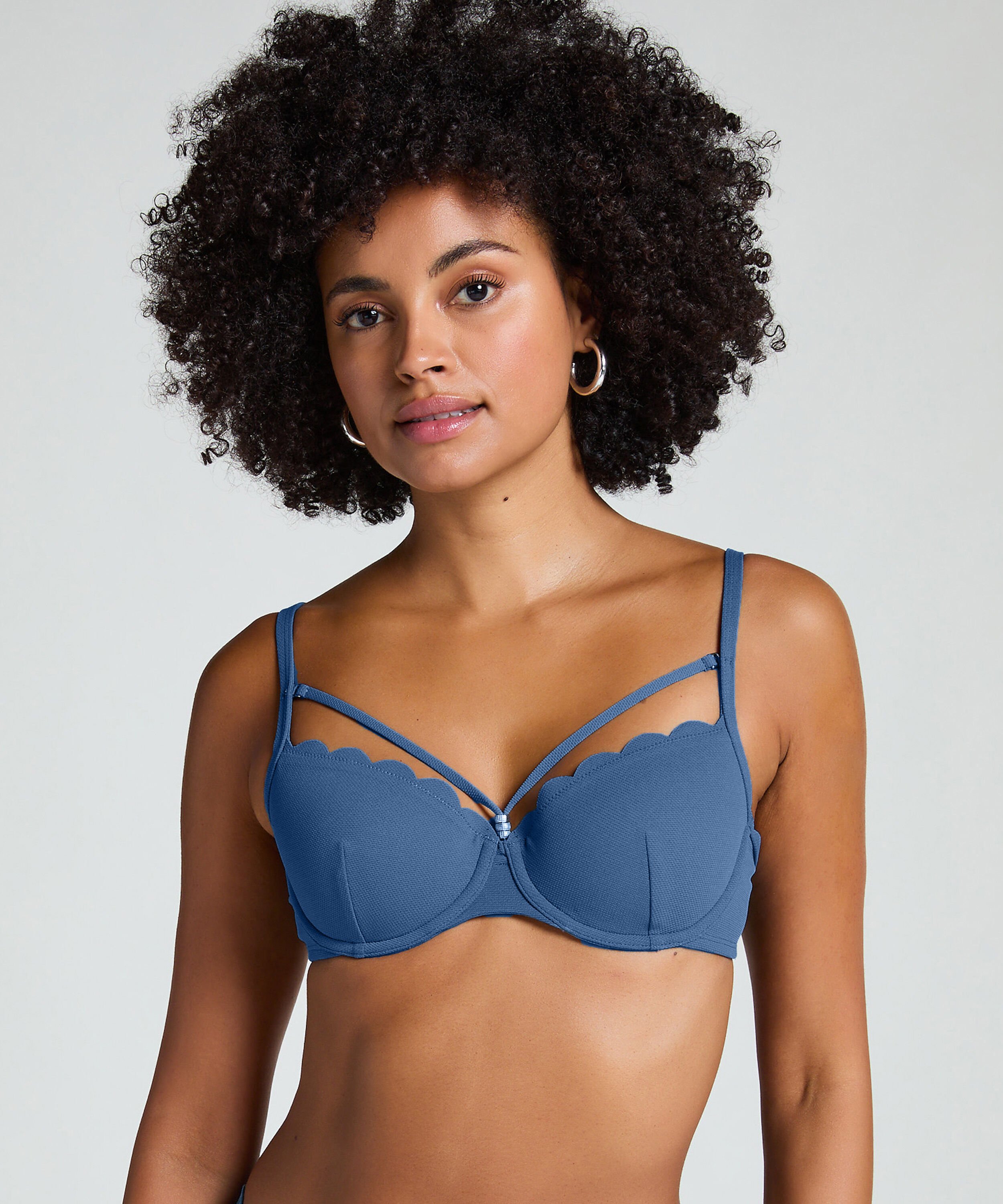 Voorgevormde beugel bikinitop Scallop, Blauw Voorgevormde beugel bikinitop Scallop, Blauw