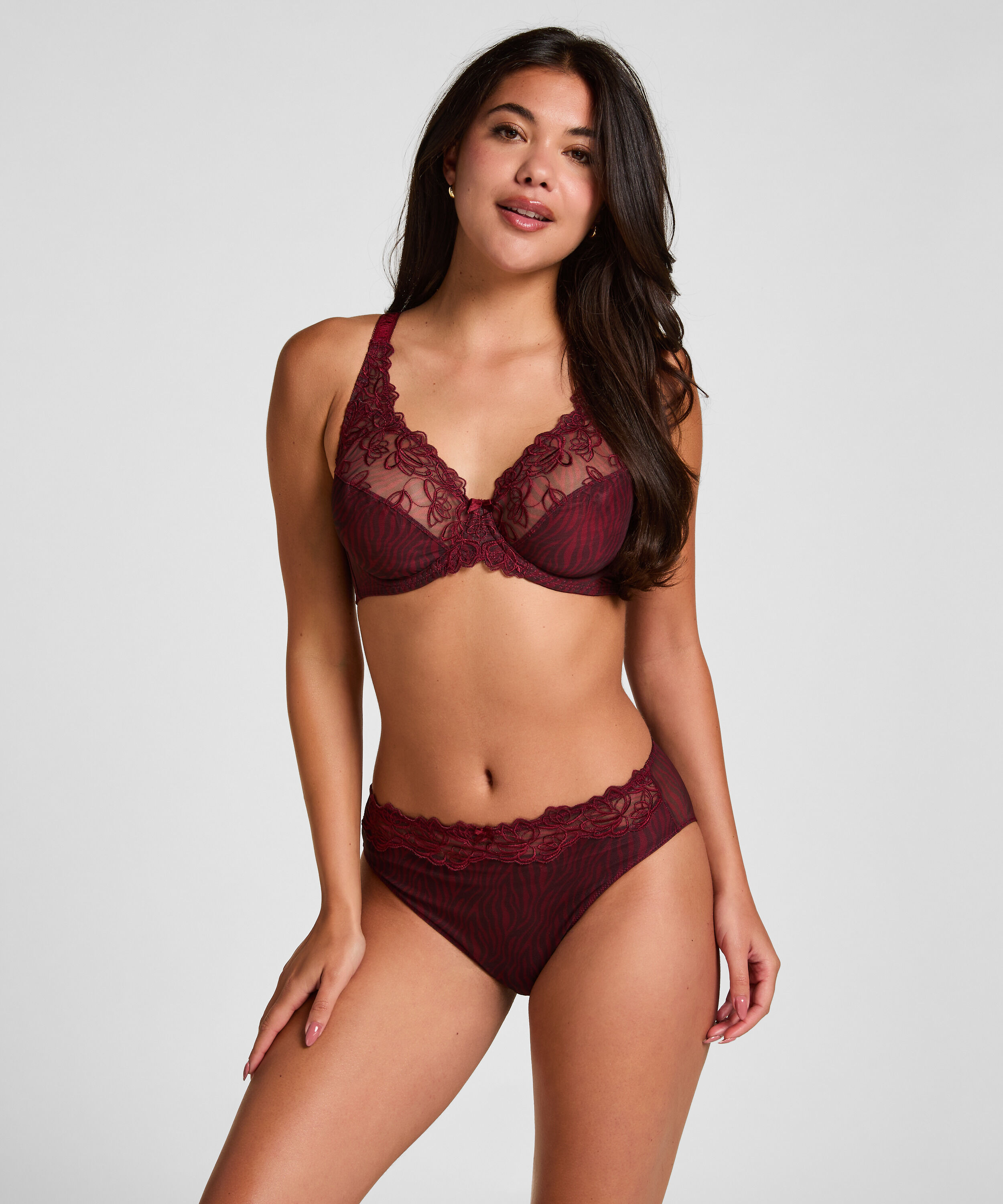 Slip Diva, Rood