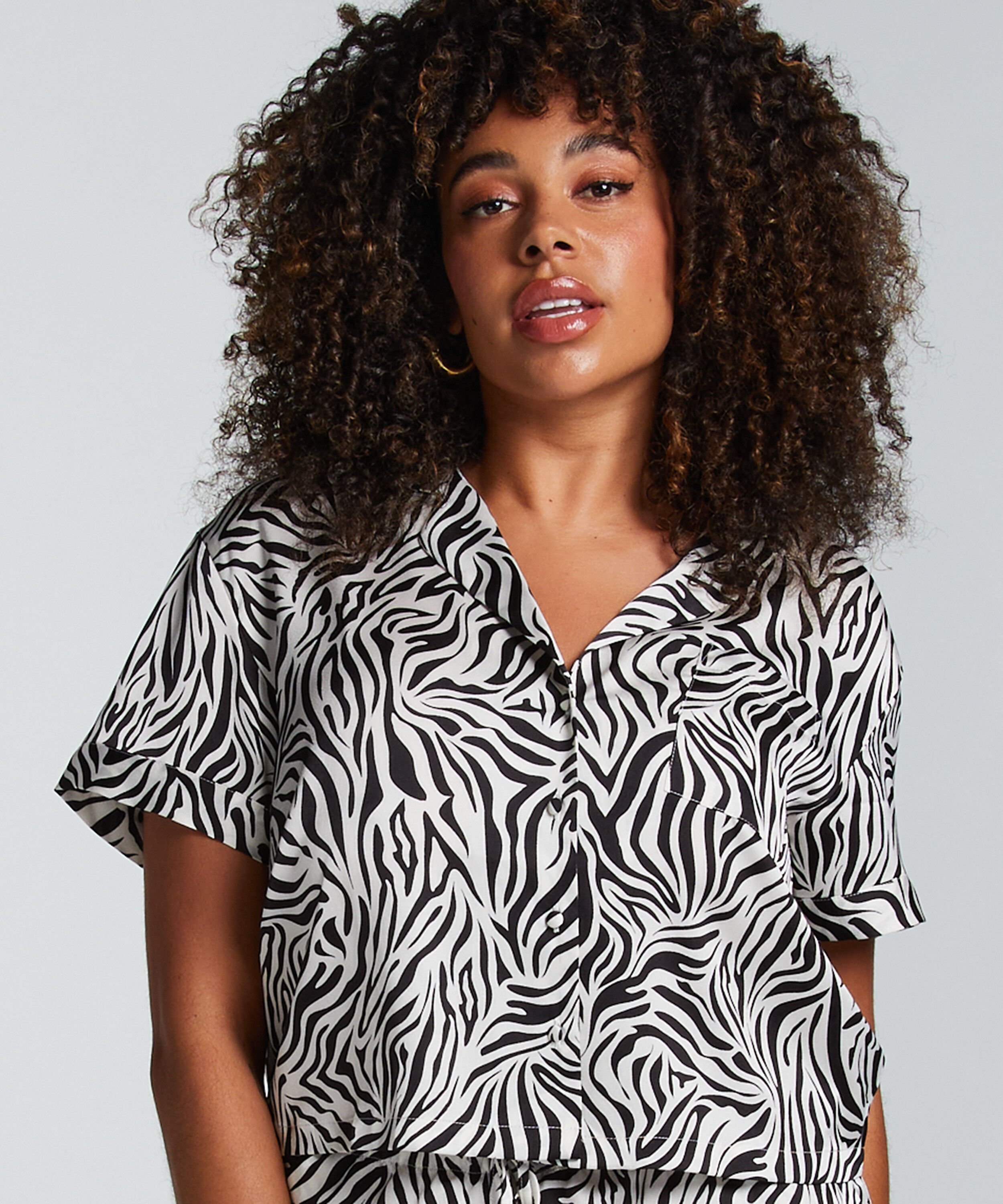 Jacket Satin, Wit Jacket Satin, Wit