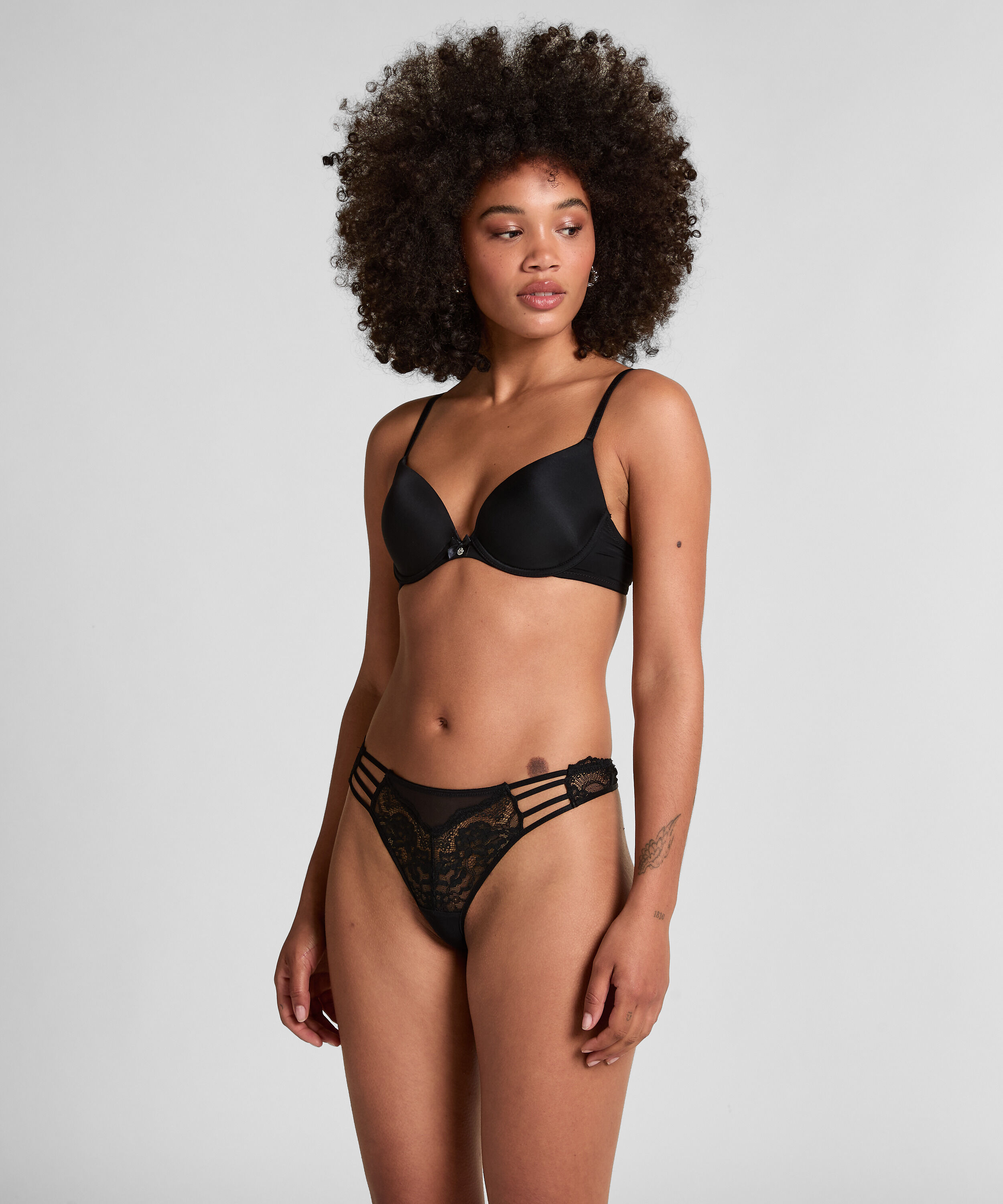 String Briar, Zwart String Briar, Zwart