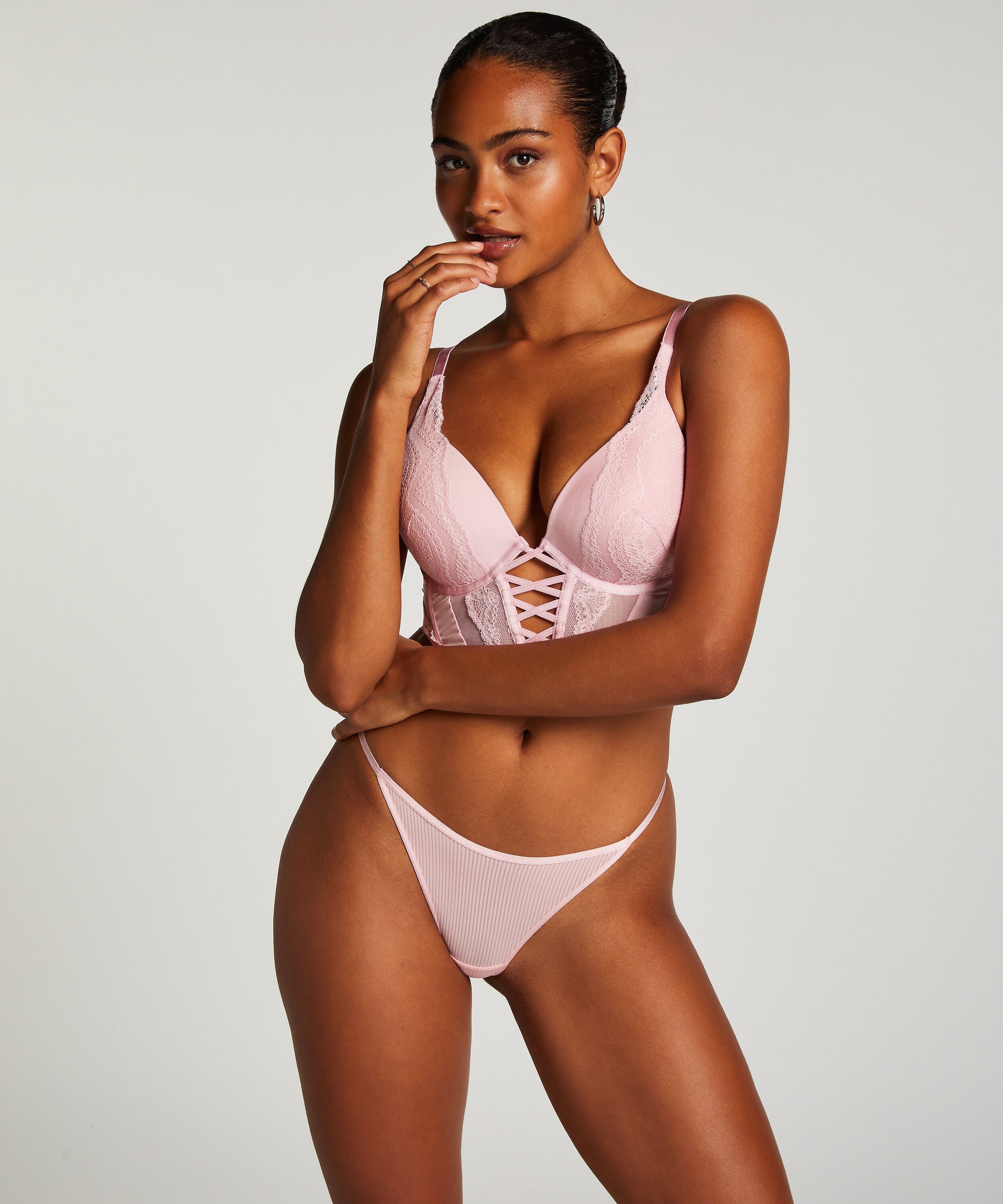 Brazilian Kaiden, Roze