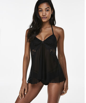 Camiset Harper, Zwart