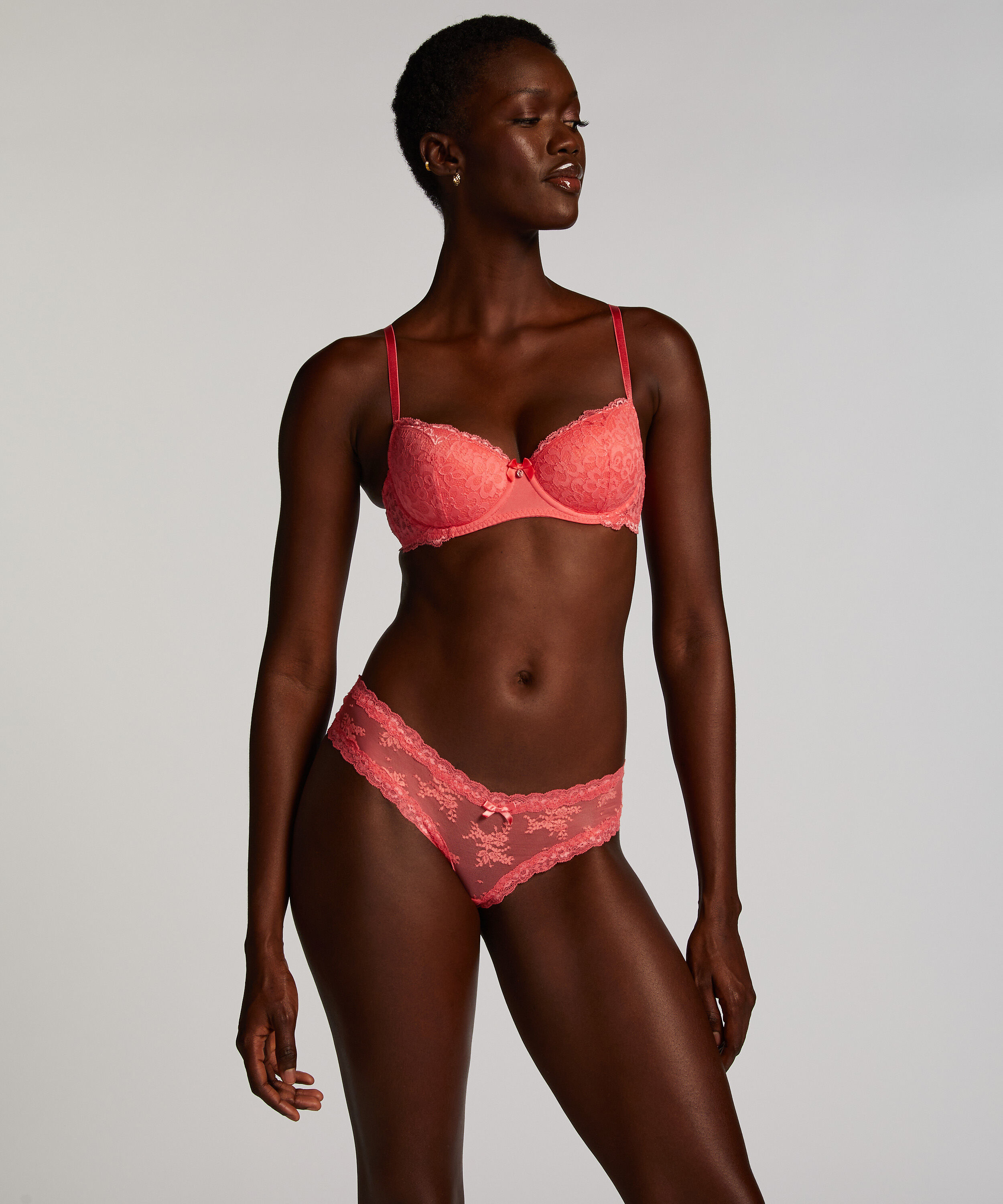 Brazilian V-shape Mesh, Roze