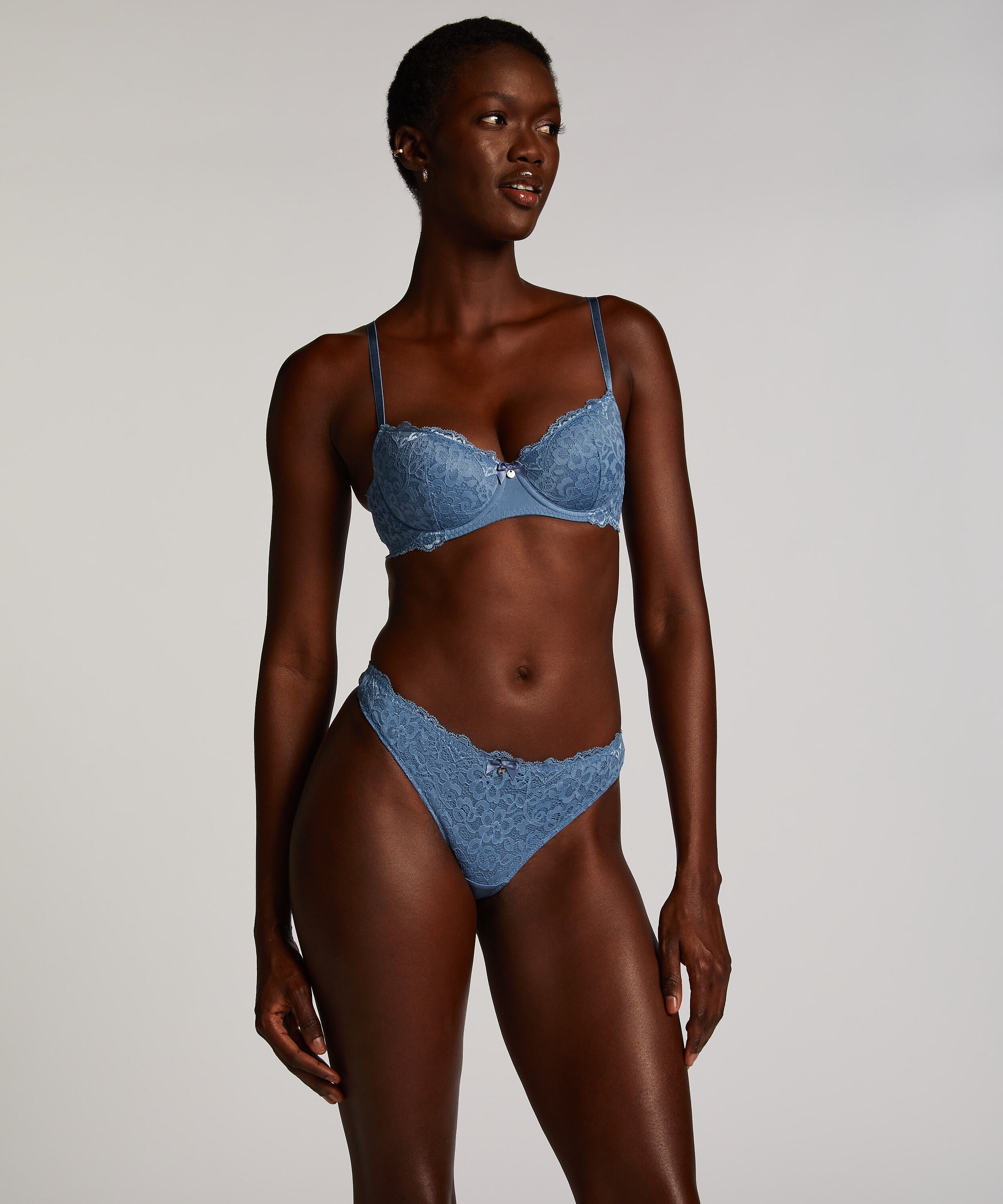String Marine, Blauw