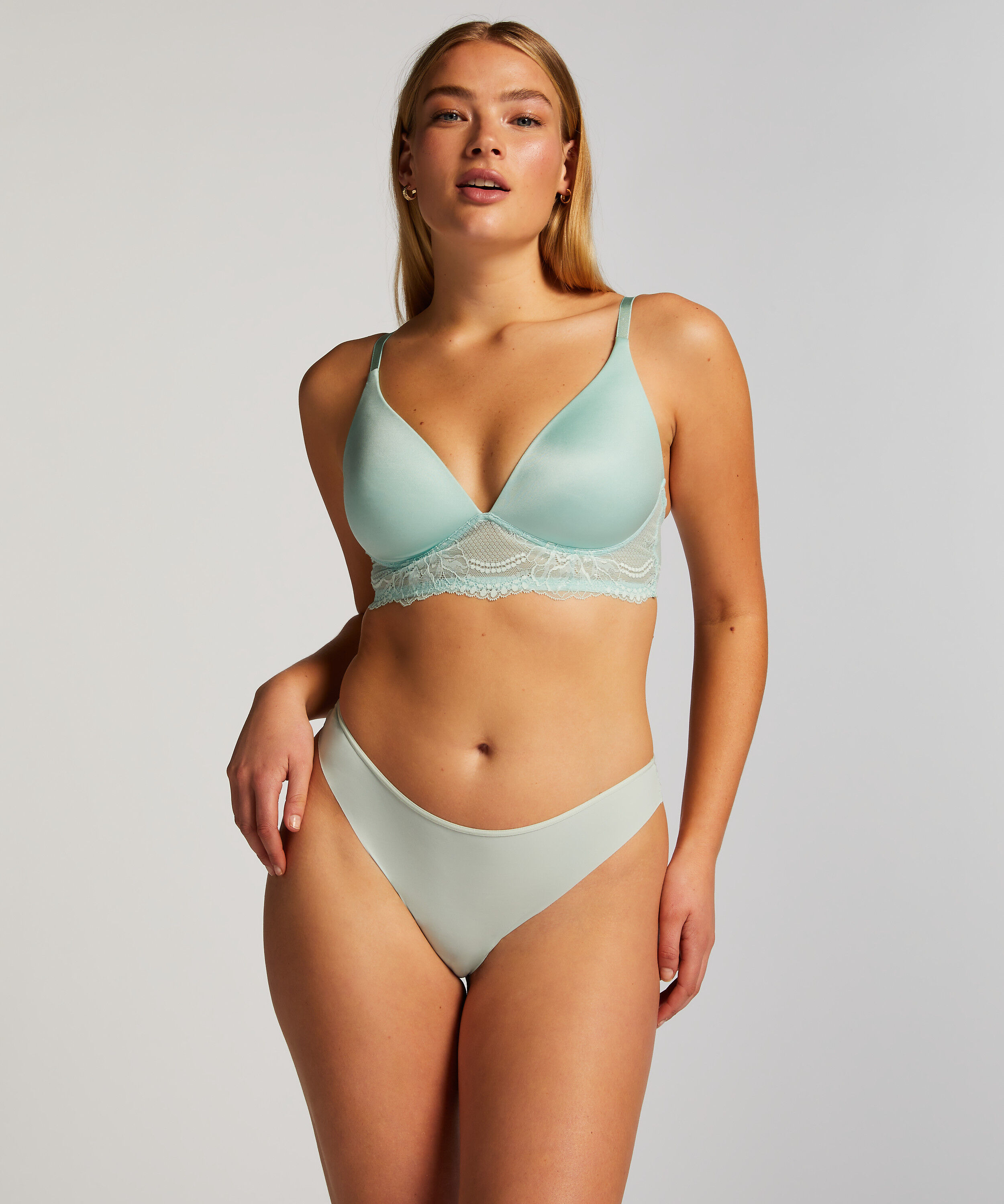 Invisible string Lace Back, Groen