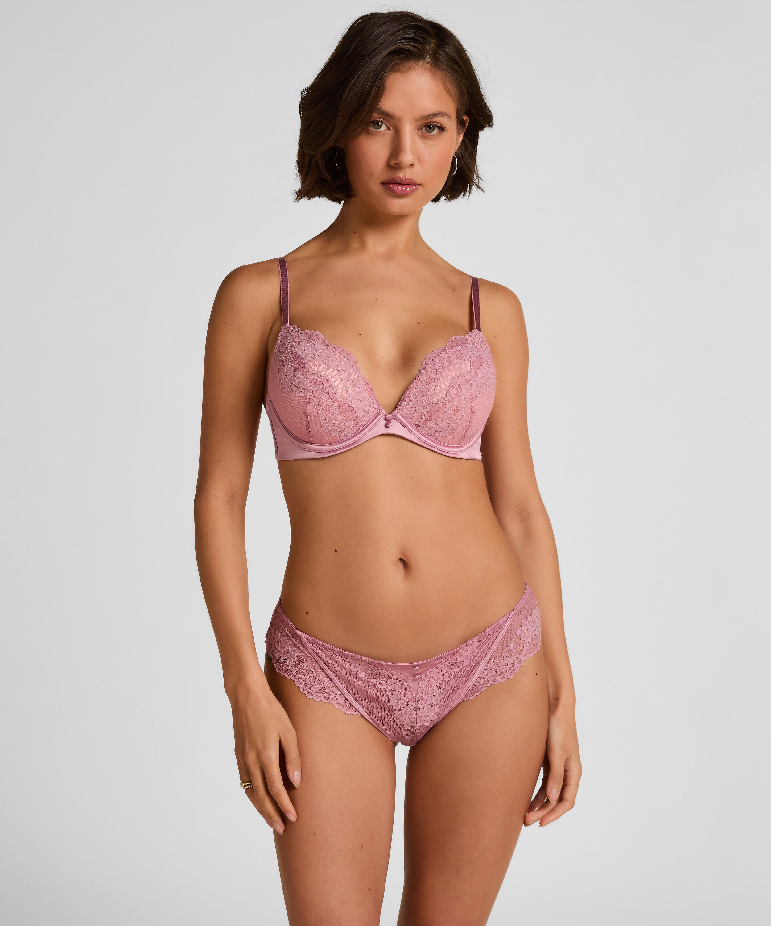 Brazilian Laila, Roze Brazilian Laila, Roze