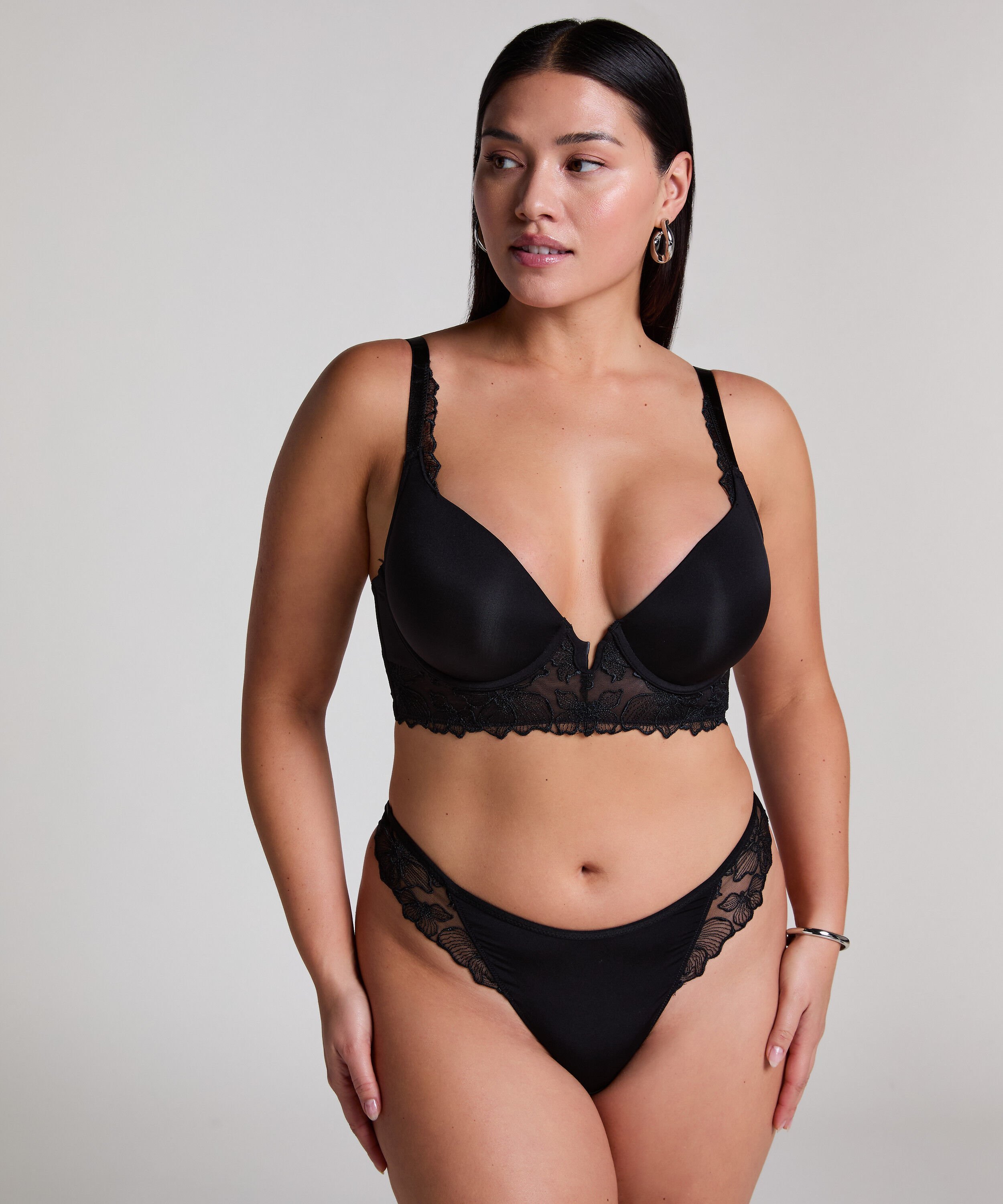 Voorgevormde longline push-up beugel bh Jemima