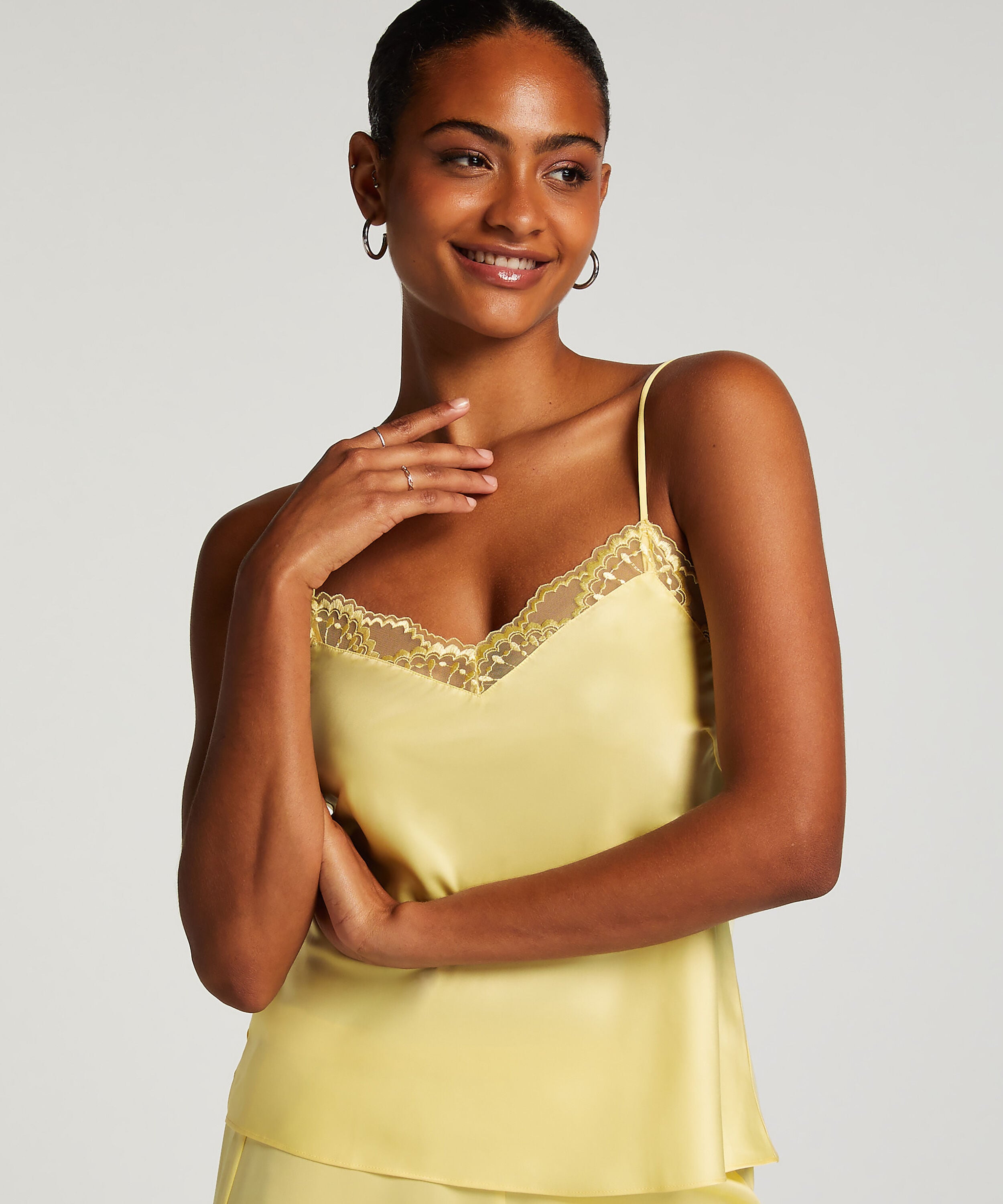 Cami top Satin Lace, Geel