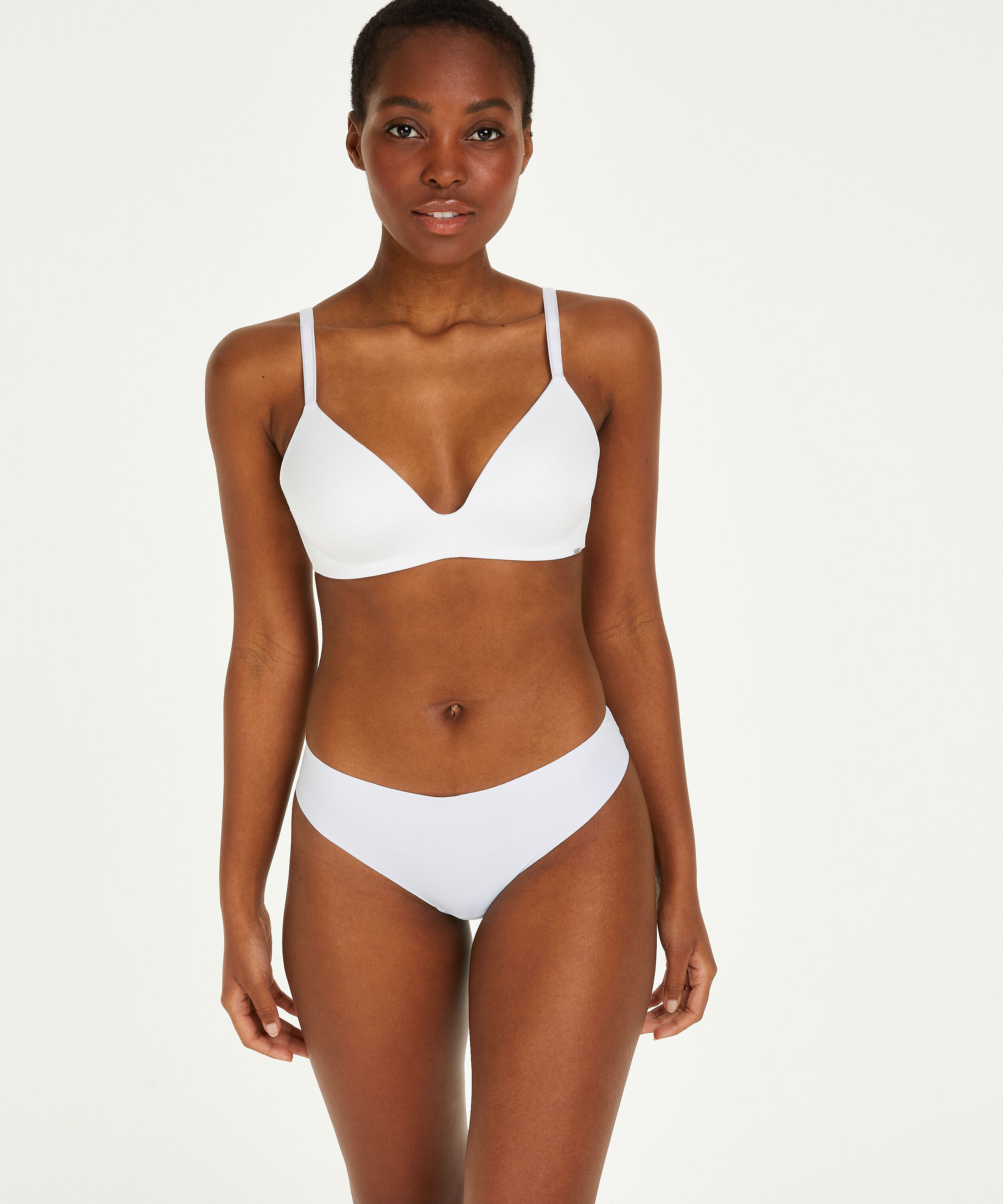 Invisible brazilian, Wit Invisible brazilian, Wit