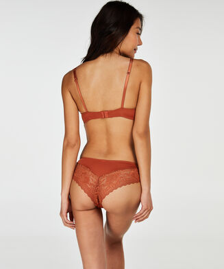 Brazilian Maya, Bruin