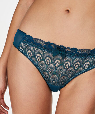 String Latrice, Blauw