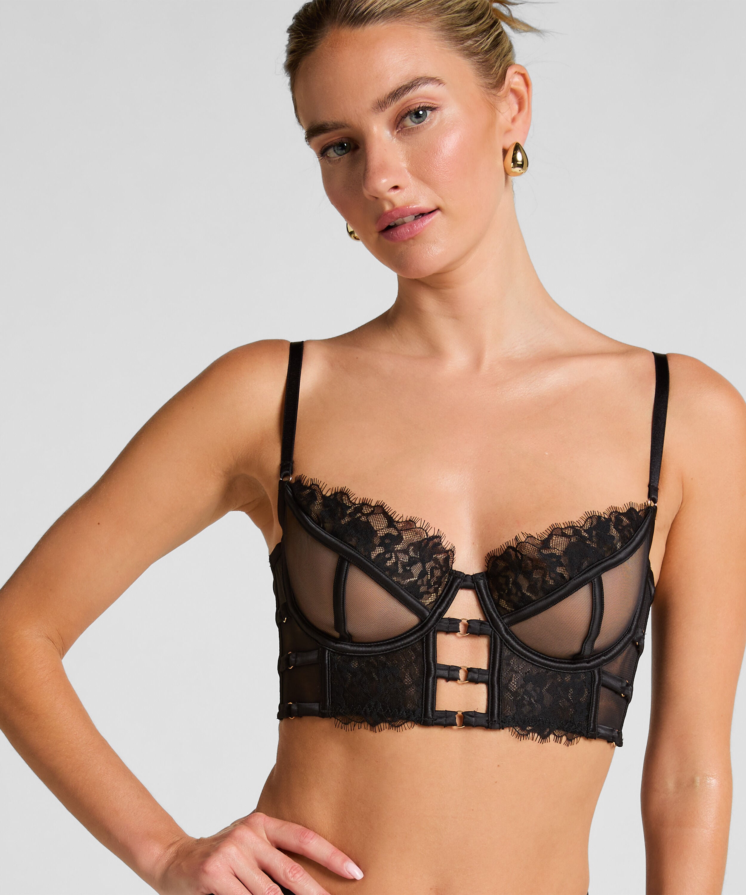 Niet-voorgevormde longline beugel bh Nienke, Zwart