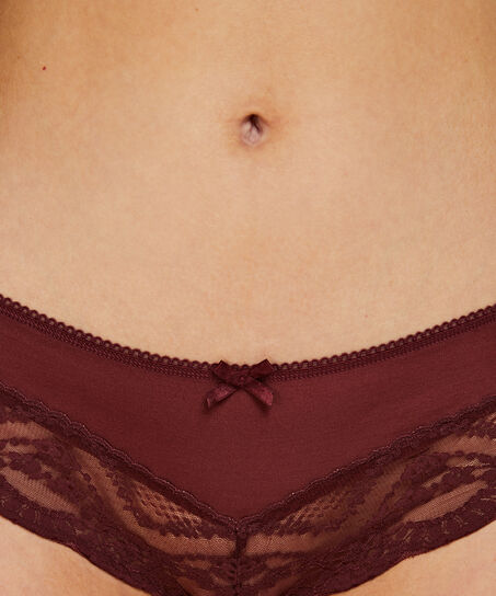 Micro brazilian Lacey, Rood