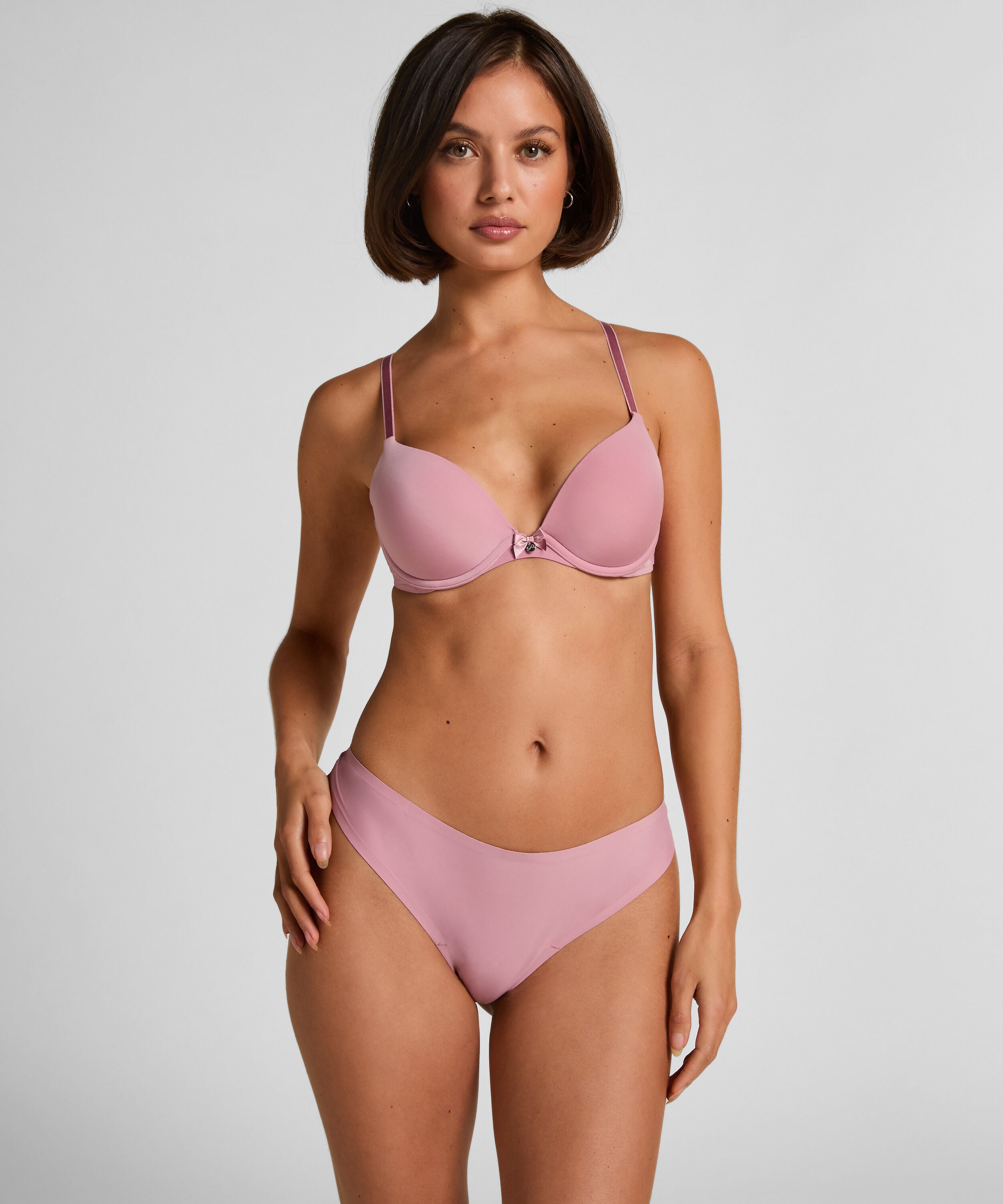 Invisible string Lace Back, Roze
