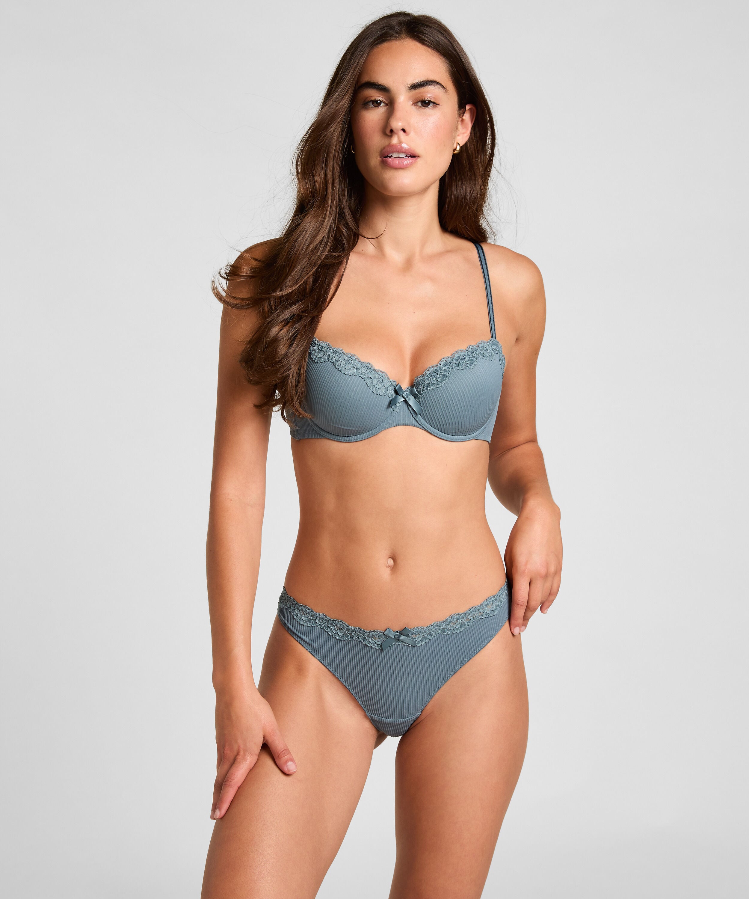 String Lola, Blauw String Lola, Blauw