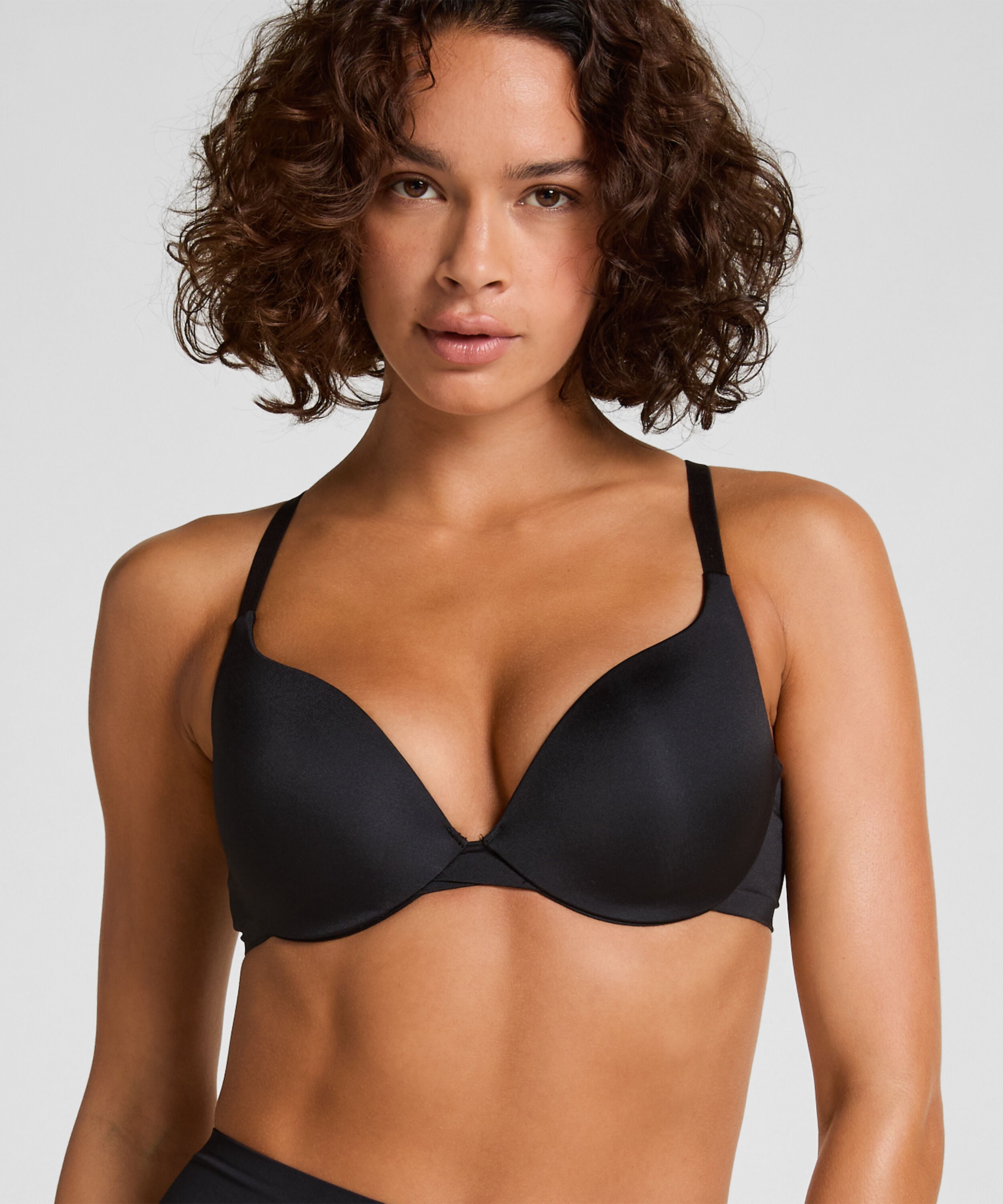 Voorgevormde push-up beugel bh Smooth, Zwart Voorgevormde push-up beugel bh Smooth, Zwart