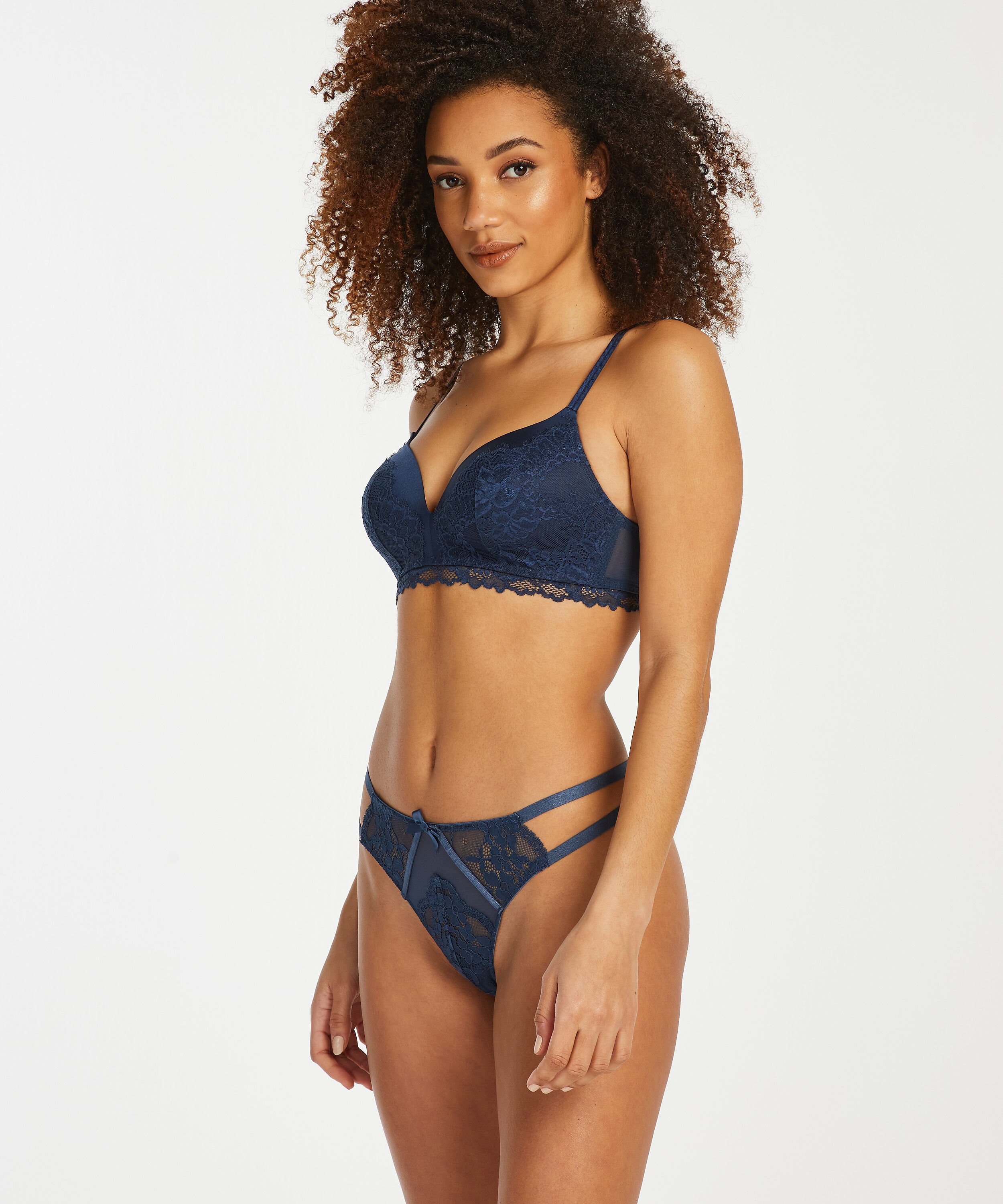 String Halle, Blauw String Halle, Blauw