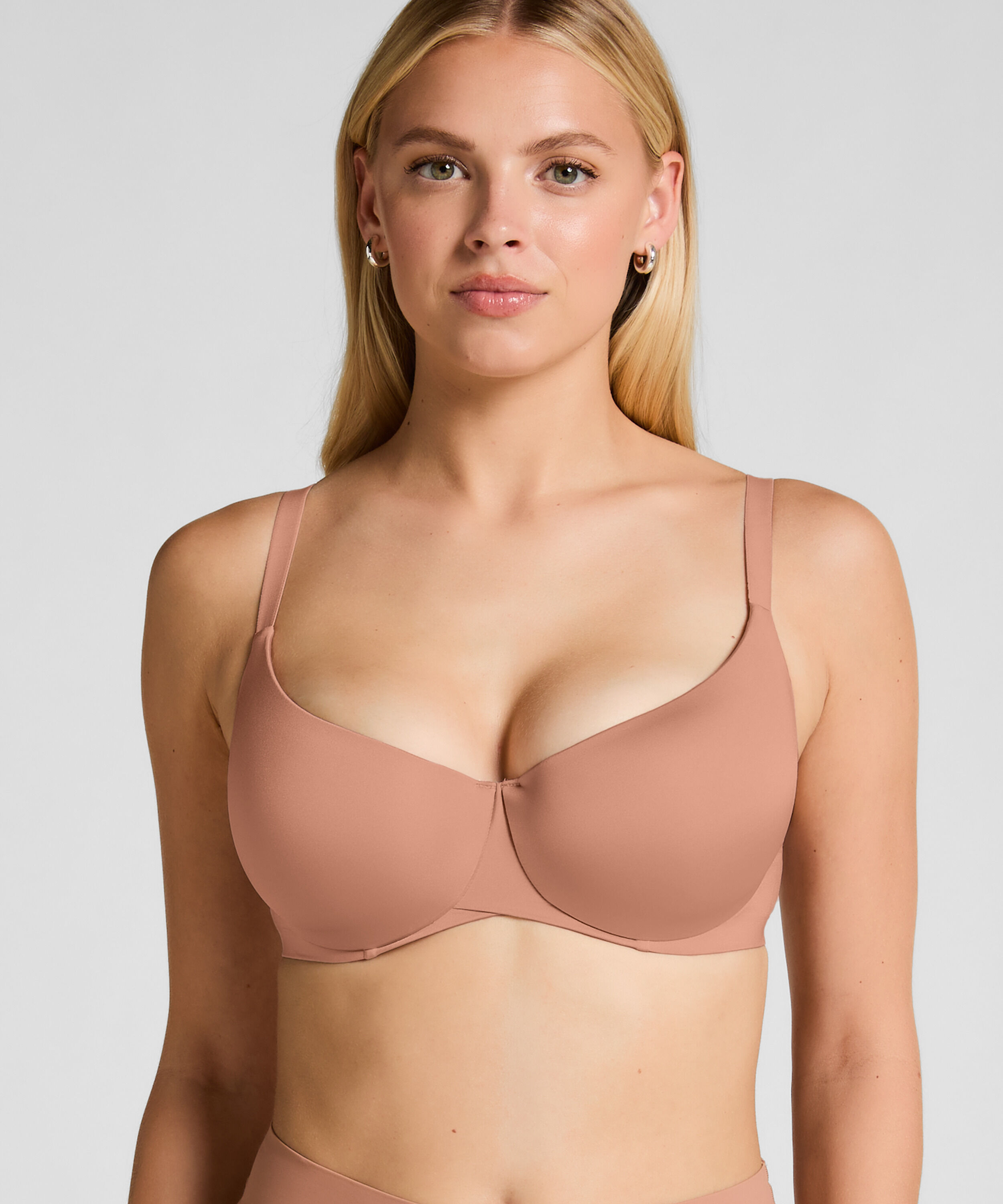 Voorgevormde beugel bh Smooth, Bruin