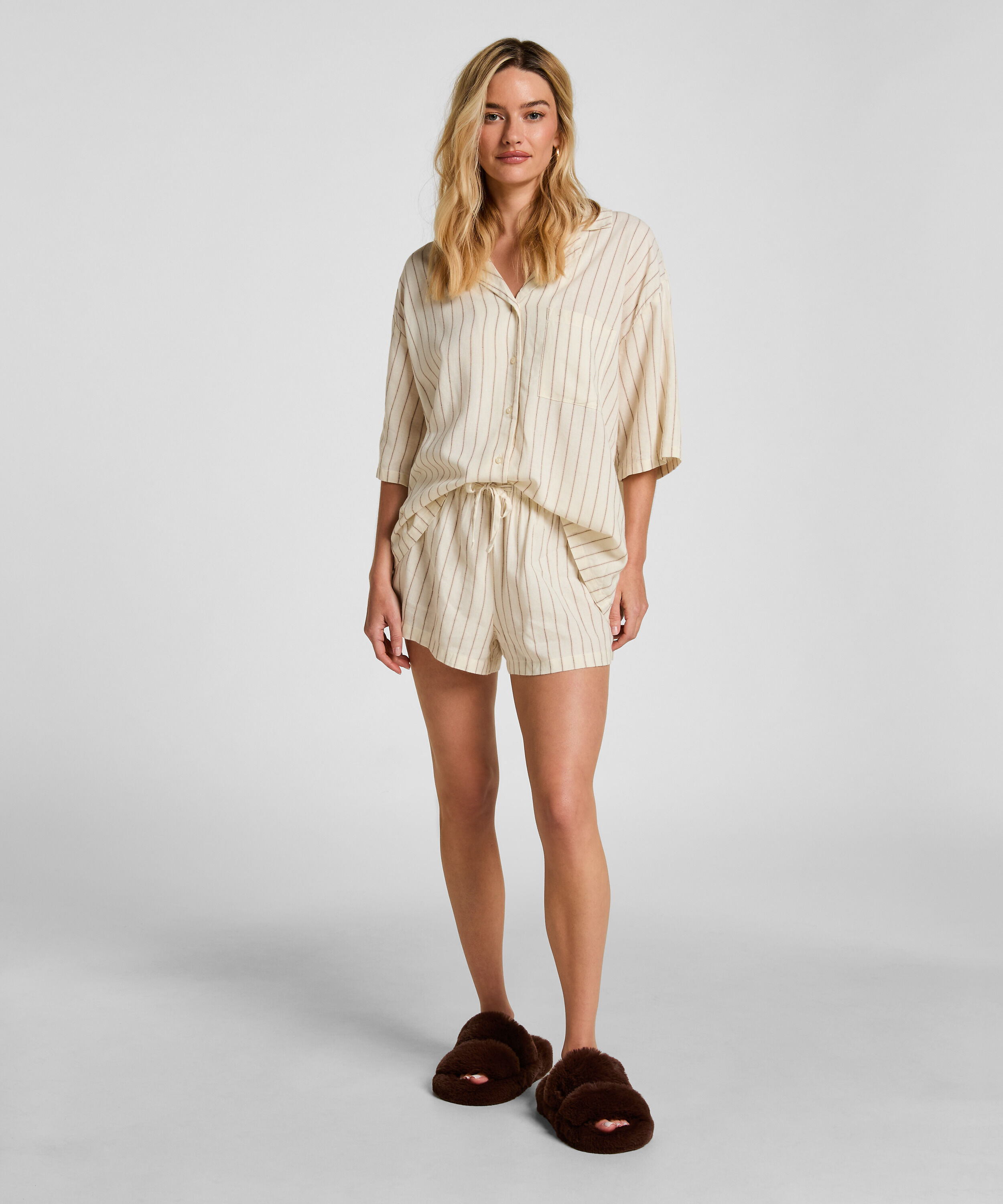 Slipper Hannah
