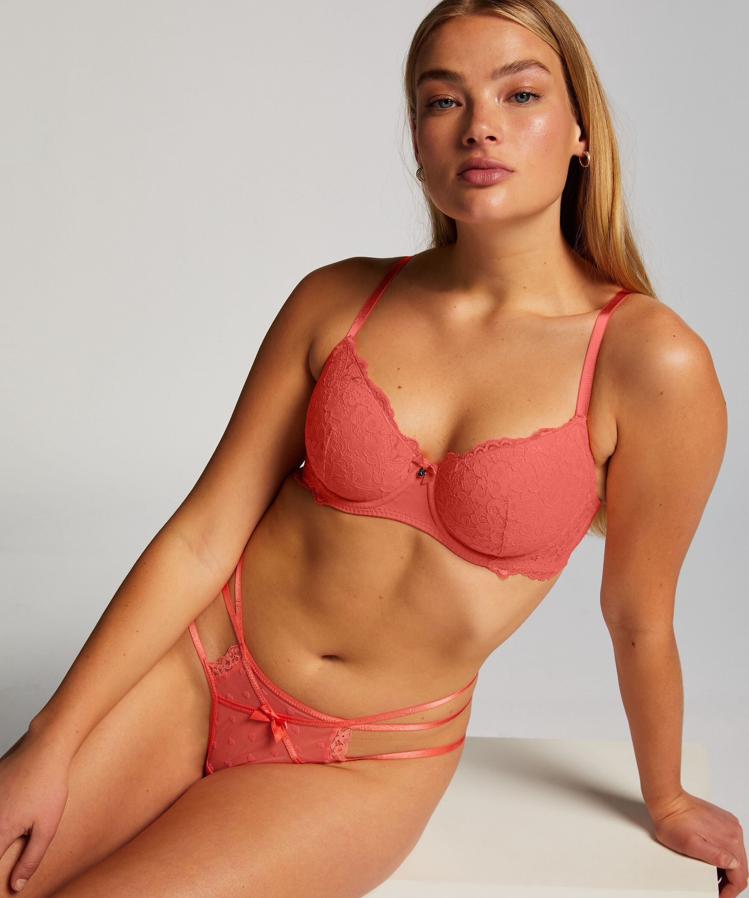 String Melda, Roze