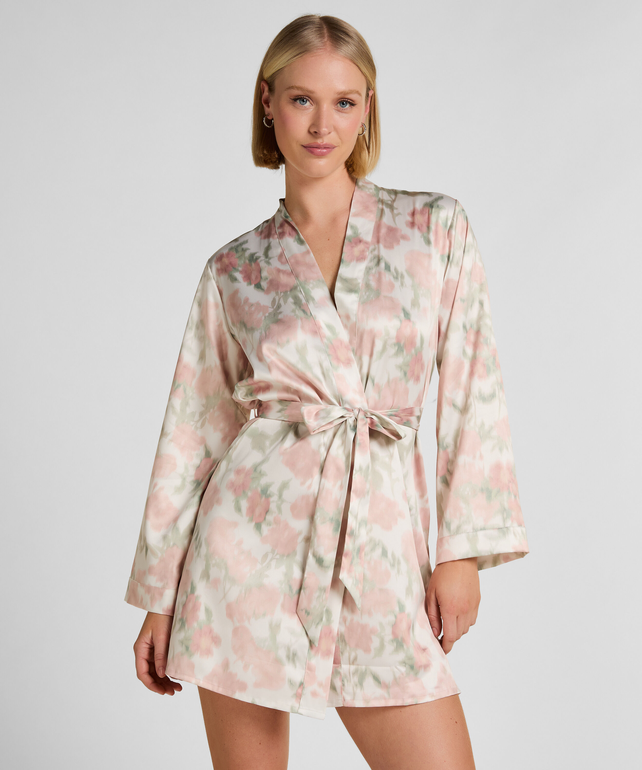 Kimono met Bloemen, Wit Kimono met Bloemen, Wit