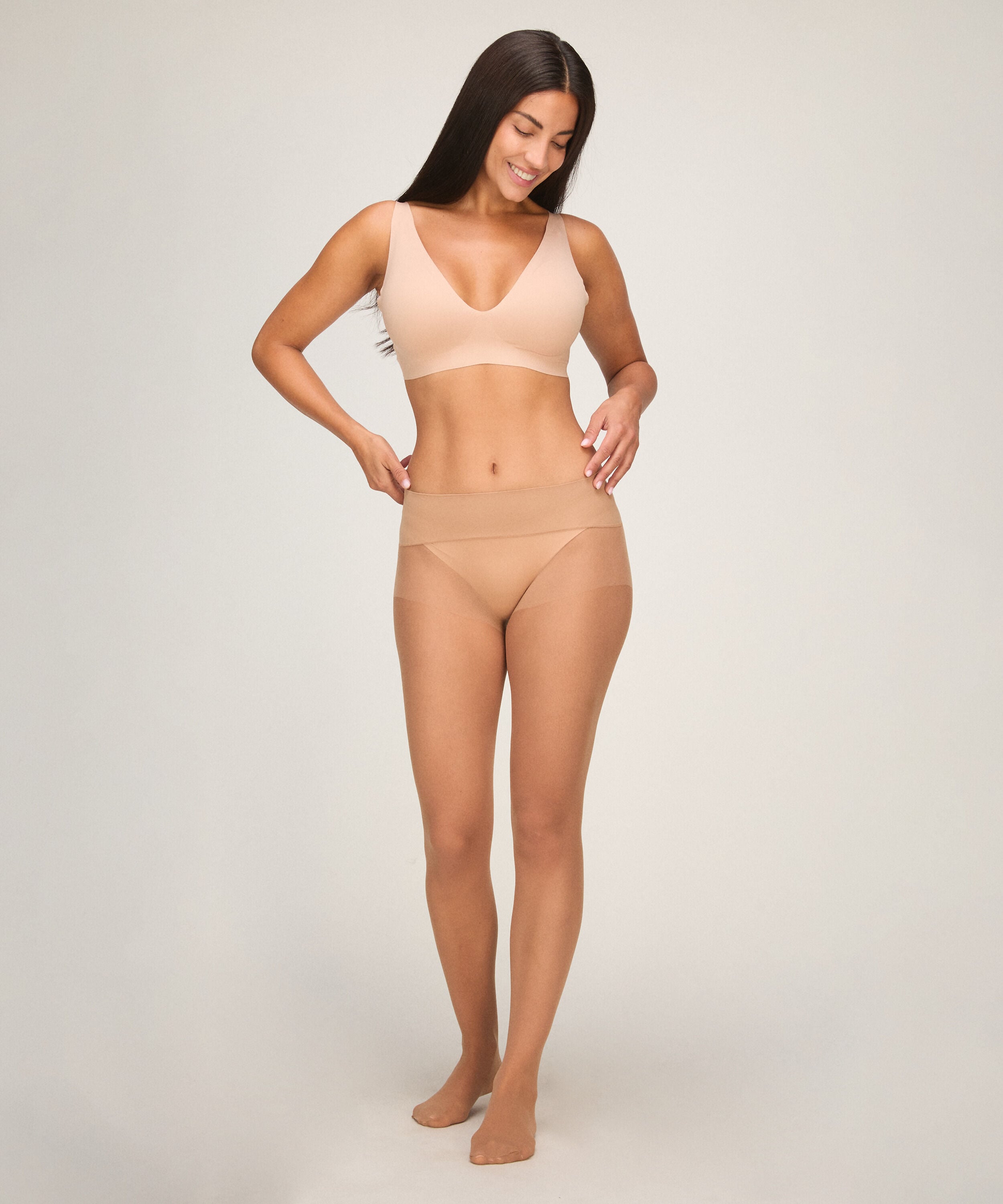 Tight 20 Denier Seamless Velvet Touch, Beige Tight 20 Denier Seamless Velvet Touch, Beige