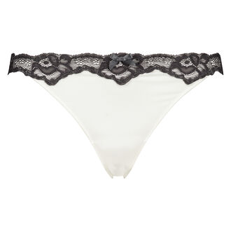 String Secret Lace, Wit