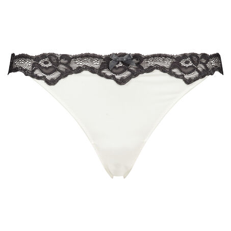 String Secret Lace, Wit