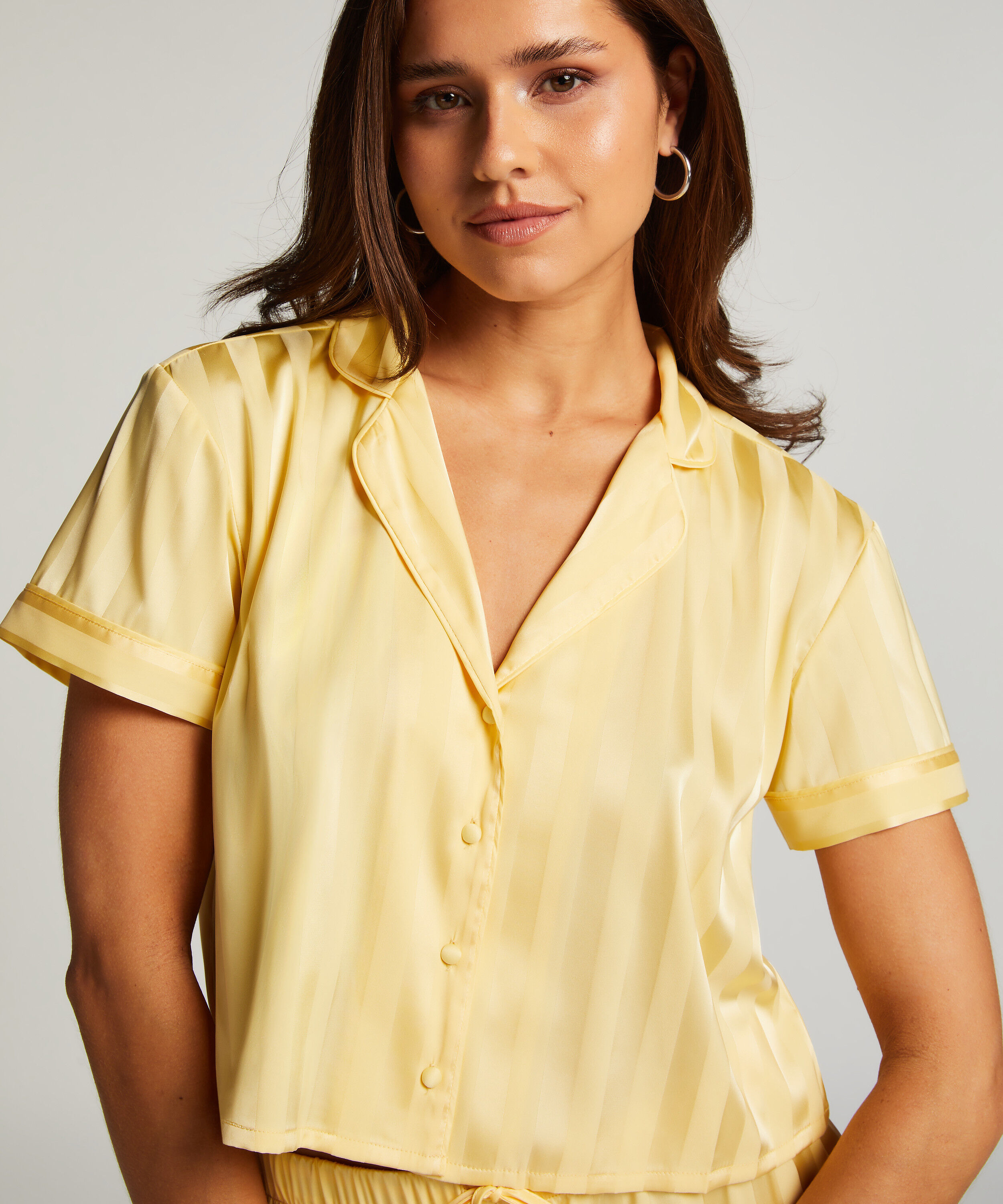 Jacket Satin, Geel