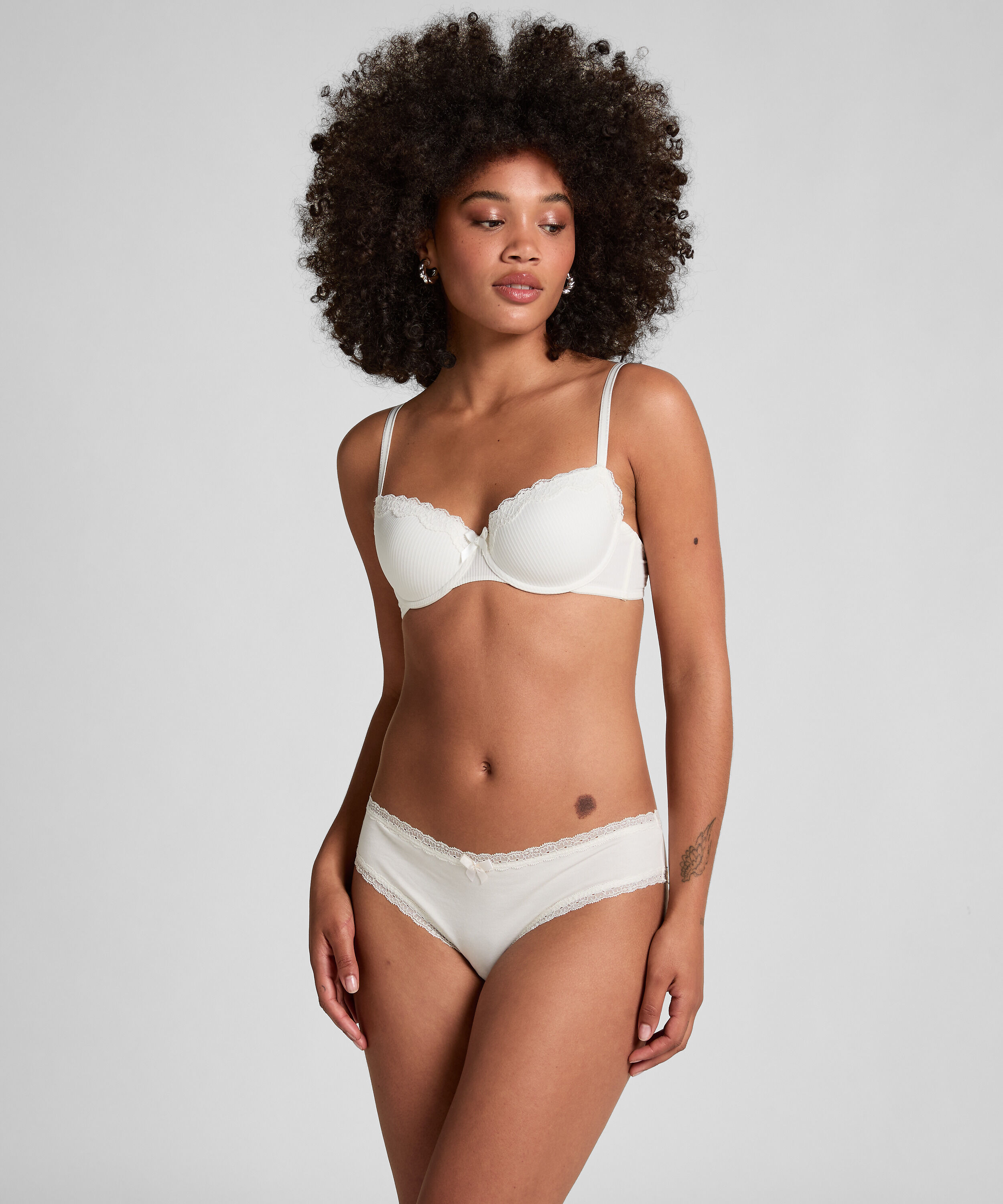 2-pack voorgevormde beugel bh Lola, Zwart 2-pack voorgevormde beugel bh Lola, Zwart