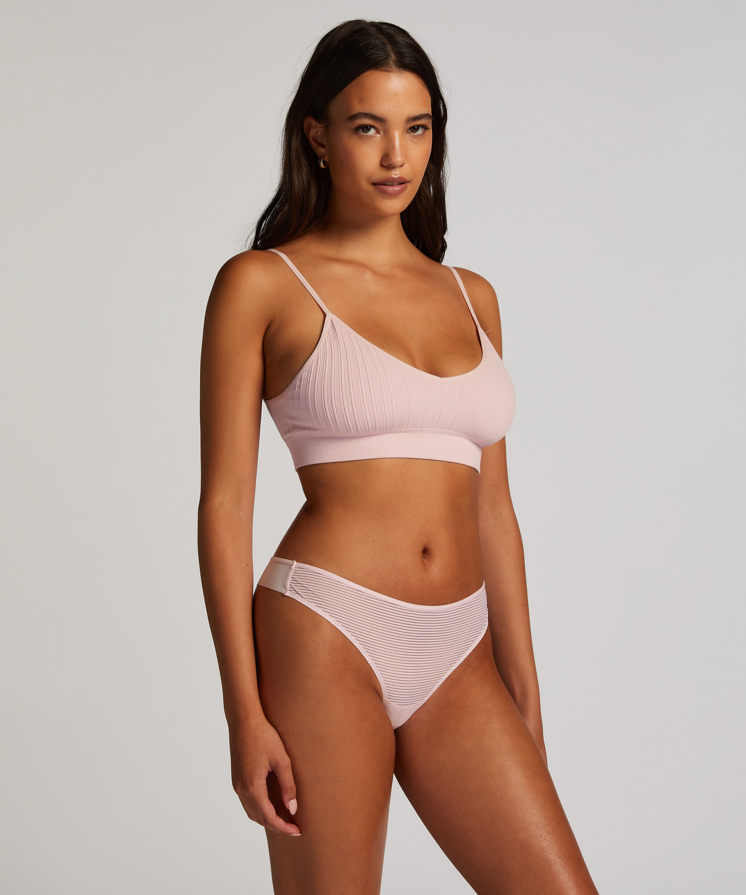 Invisible string Stripe mesh, Roze