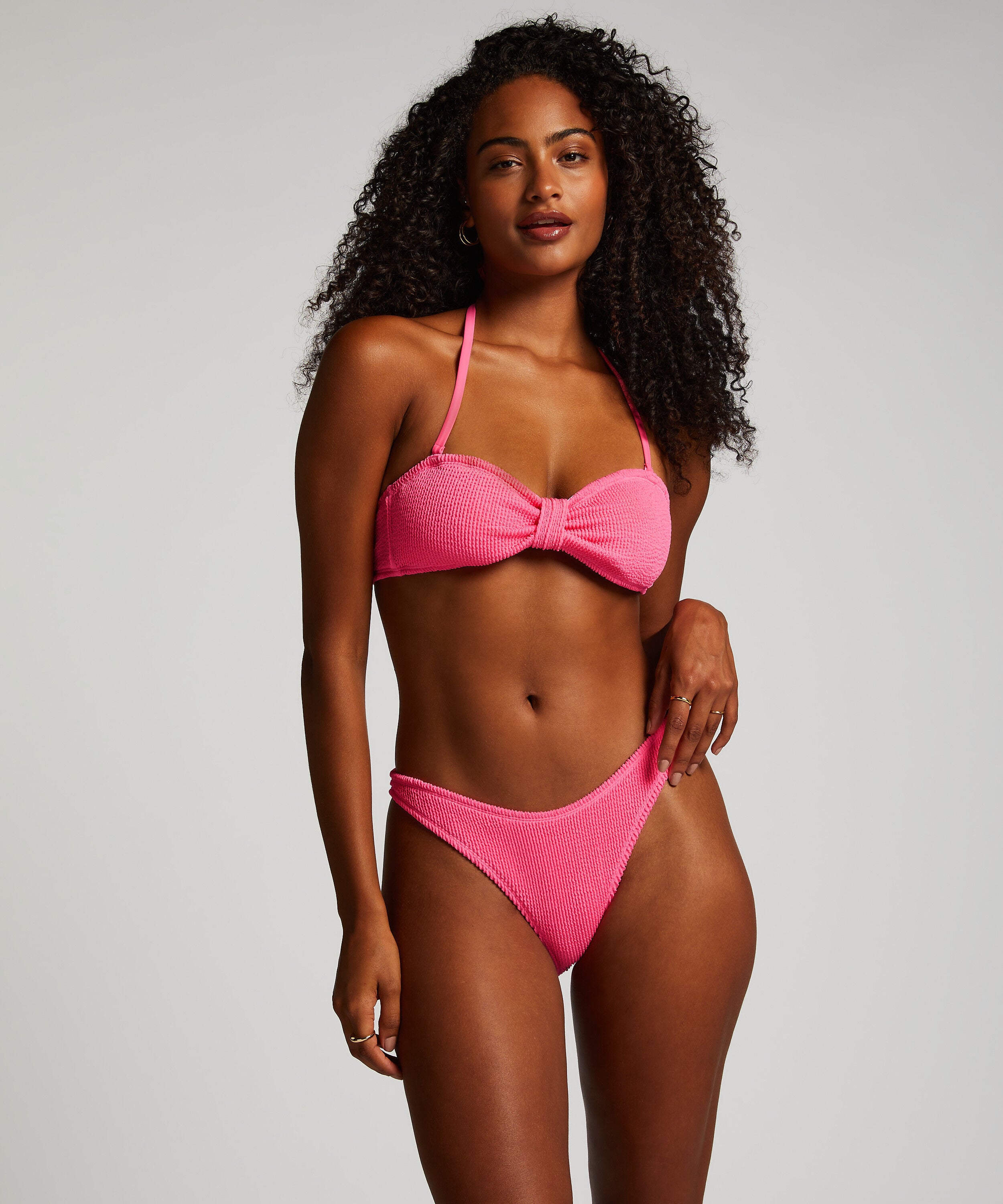 Hoog uitgesneden Bikinibroekje Crinkle, Roze