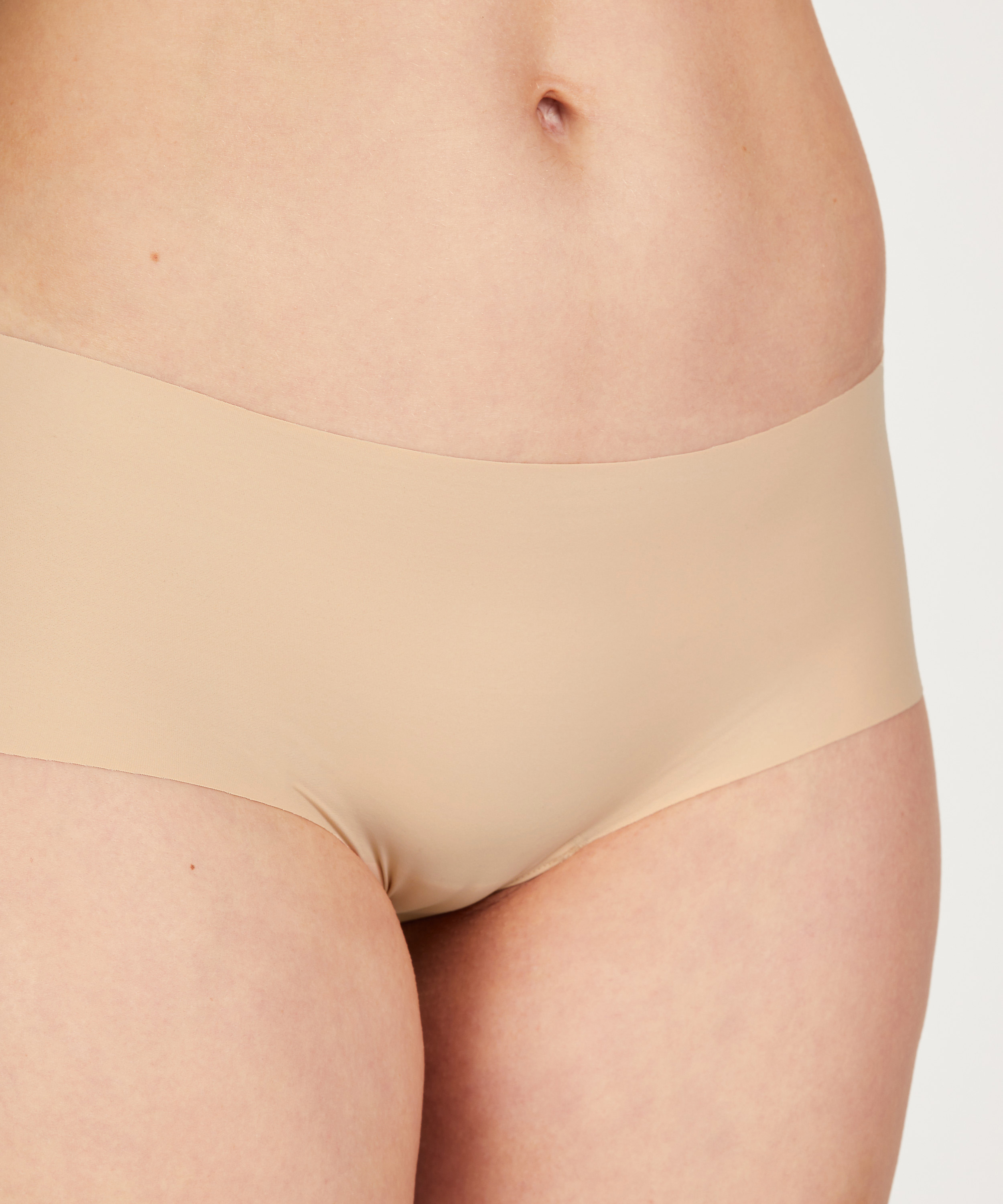 Invisible Short, Beige, main
