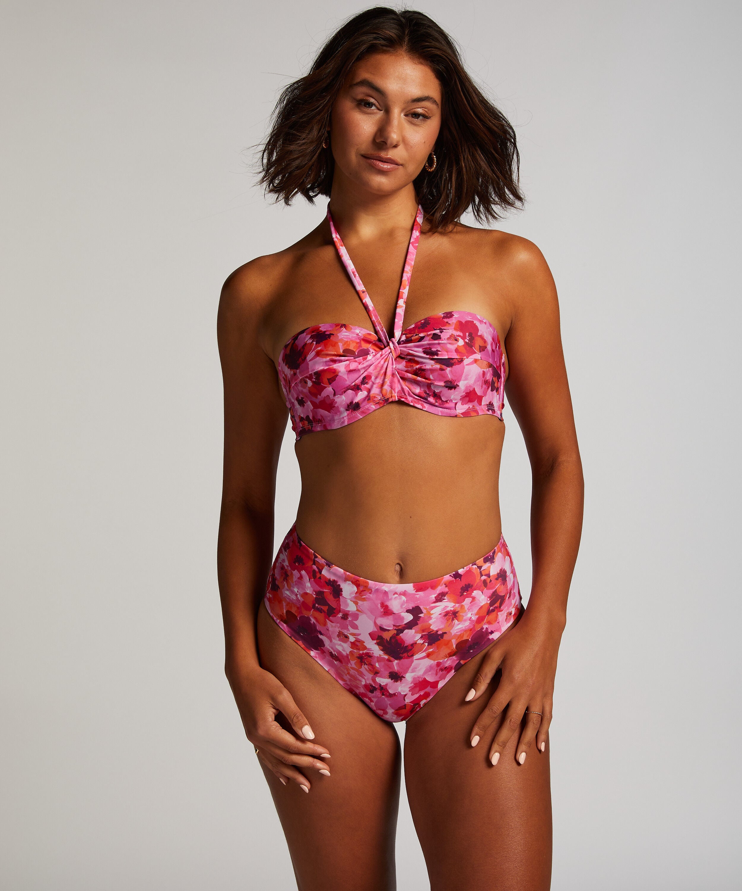Bikinitop Floral Cup E +