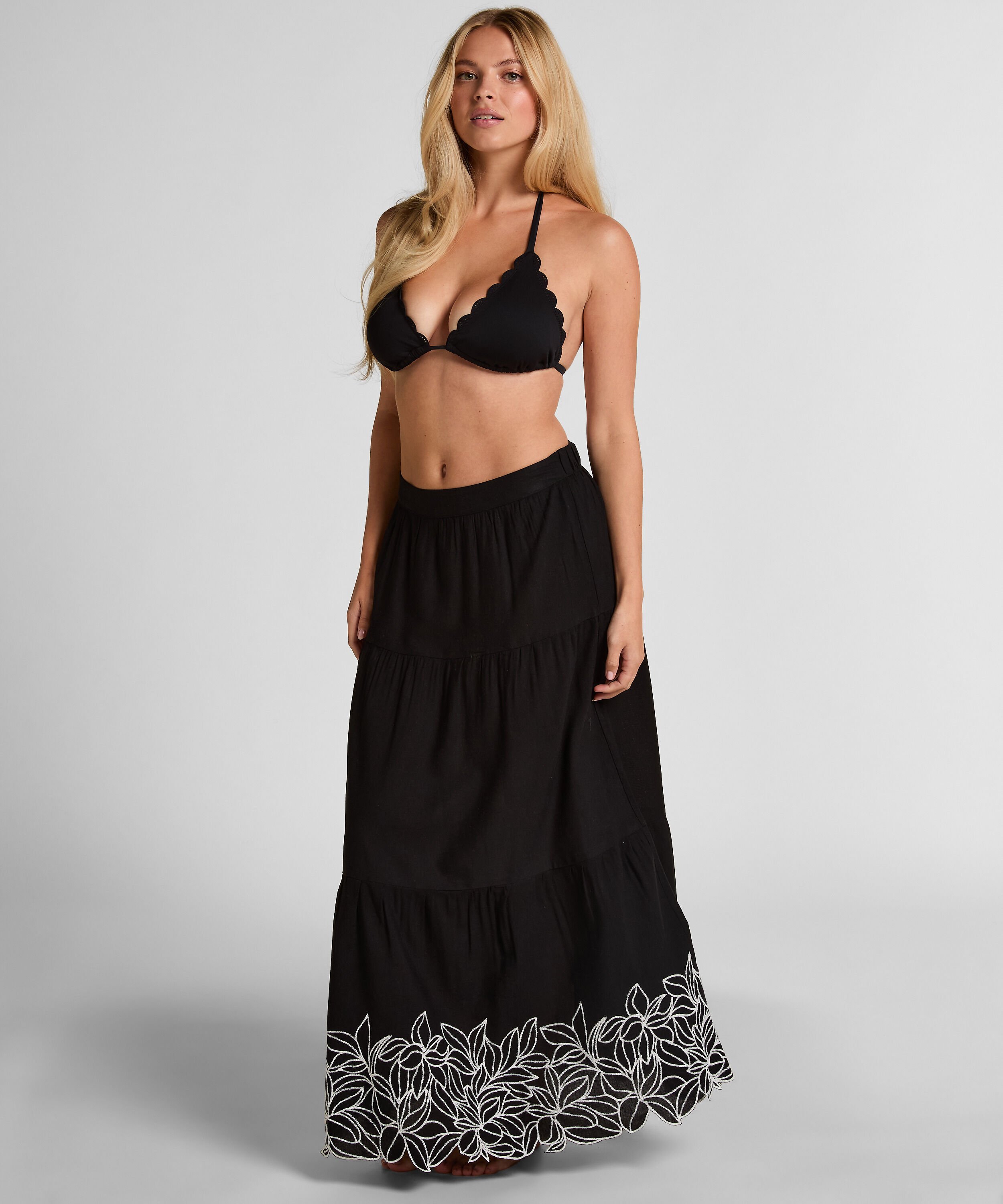 Geborduurde rok, Zwart Geborduurde rok, Zwart