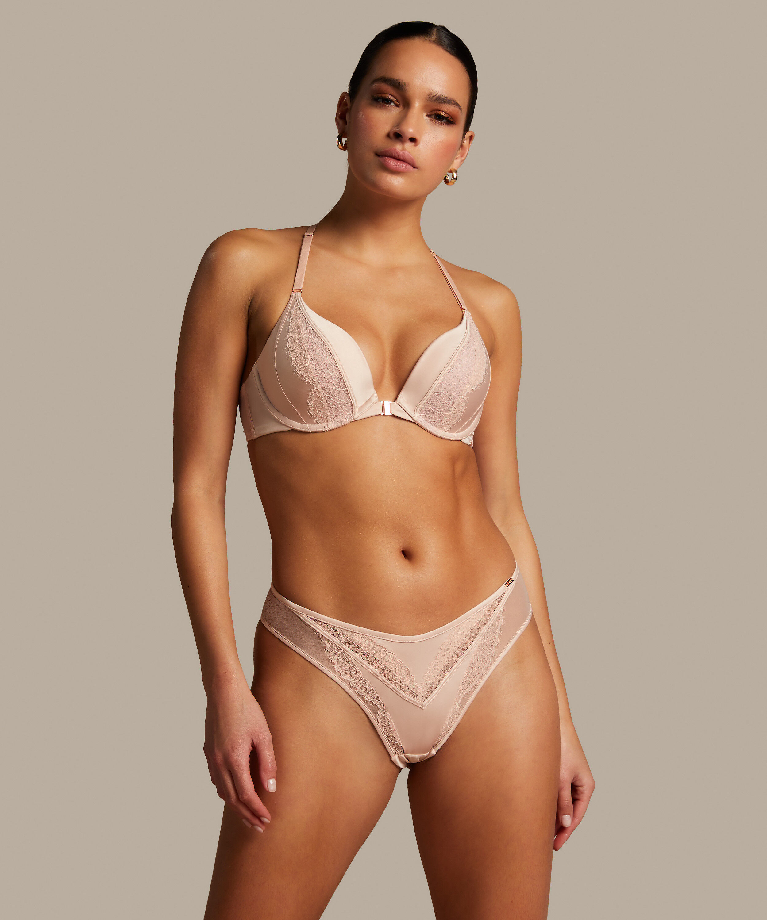 Voorgevormde push-up beugel bh Nicole