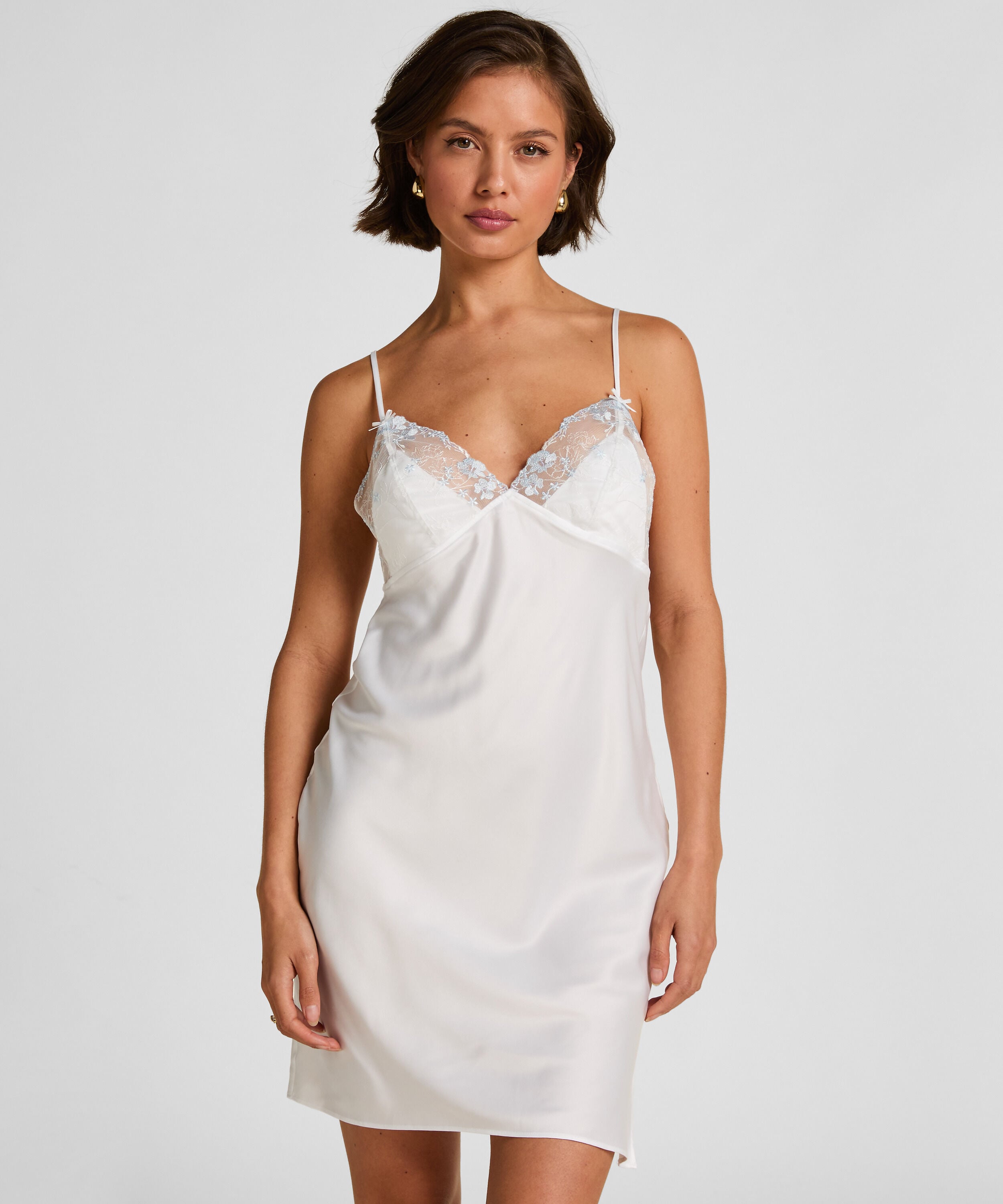 Satijnen slipdress Peonie, Wit Satijnen slipdress Peonie, Wit