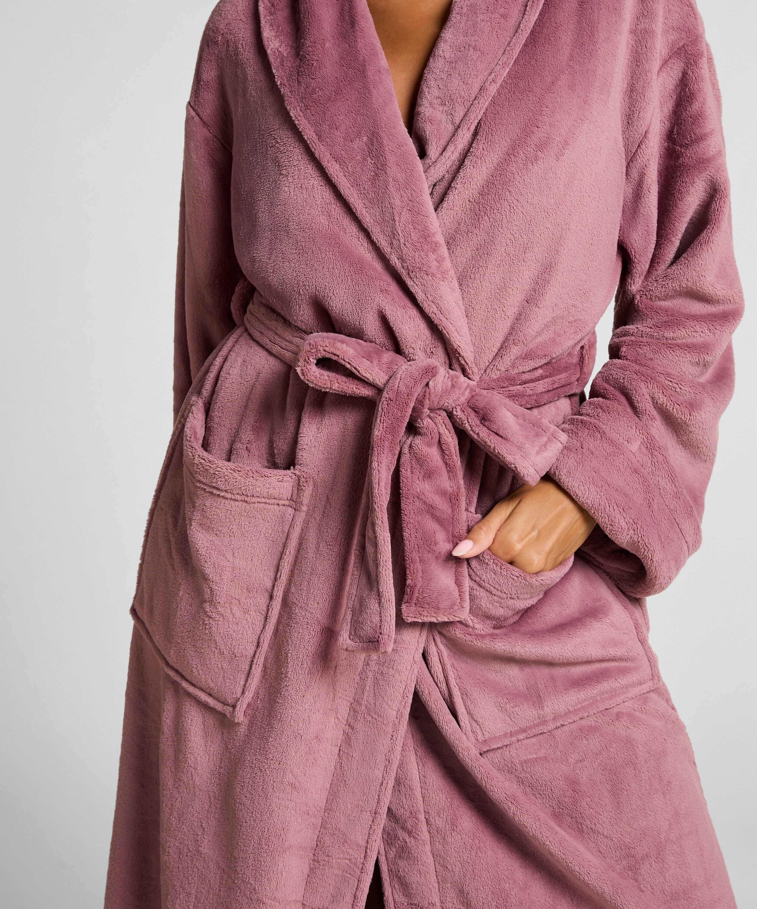 Badjas van zachte fleece voor dames, wijnrood met lintdetail, wijnrood, L Badjas van zachte fleece voor dames, wijnrood met lintdetail, wijnrood, L